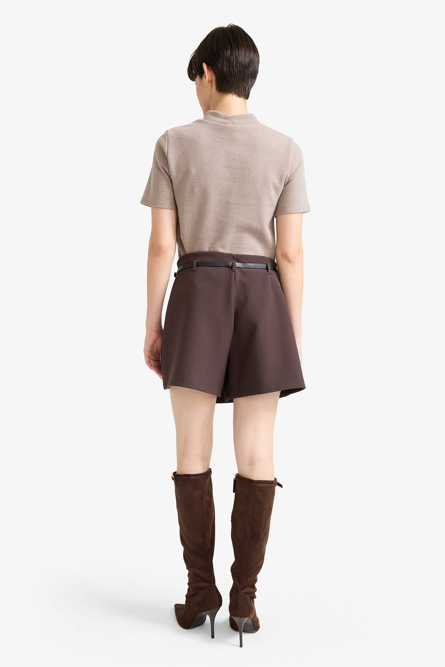 Jupe-short avec ceinture Coupe régulière