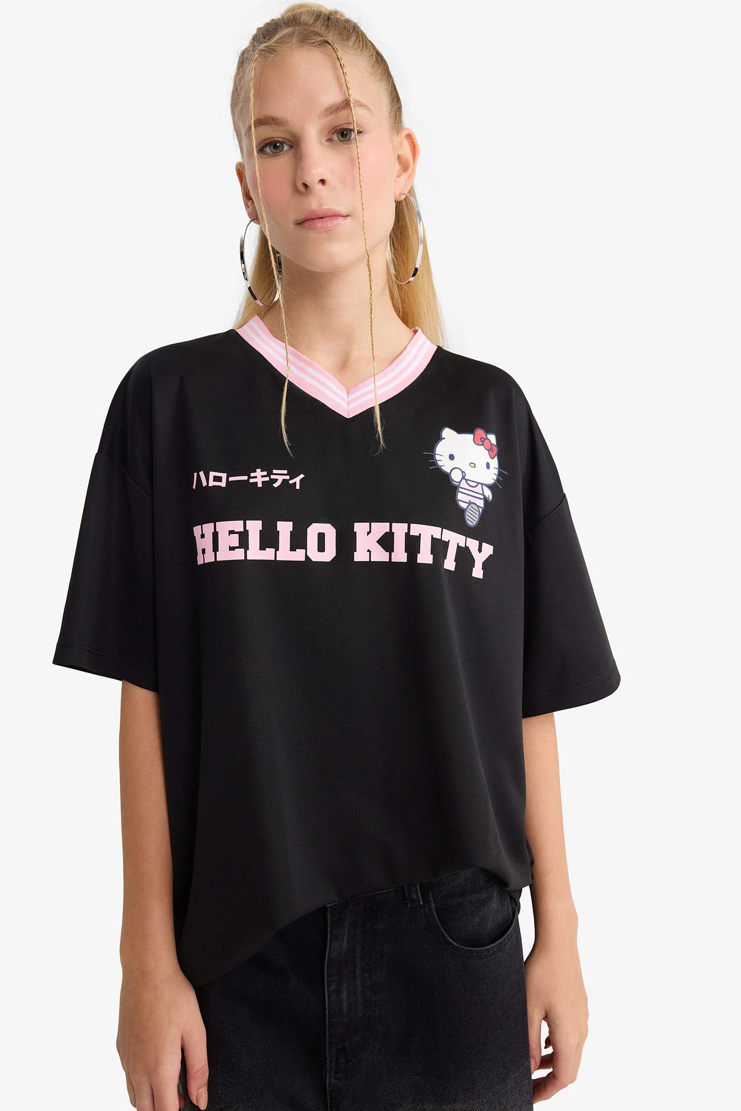 Coool Hello Kitty Oversize Geniş Kalıp V Yaka Sırt Baskılı Kısa Kollu Tişört