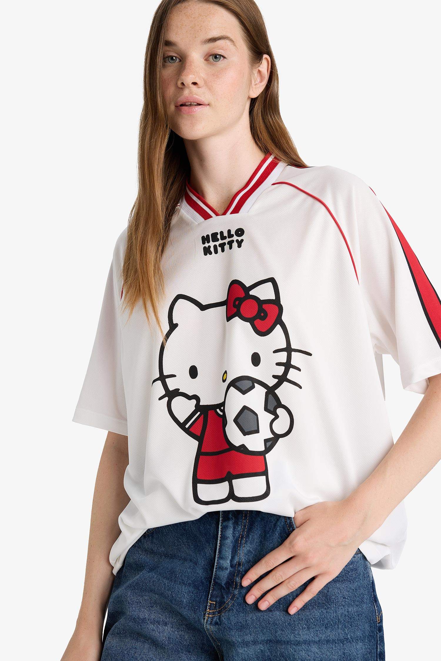 Coool Hello Kitty Oversize Geniş Kalıp V Yaka Baskılı Kısa Kollu Tişört