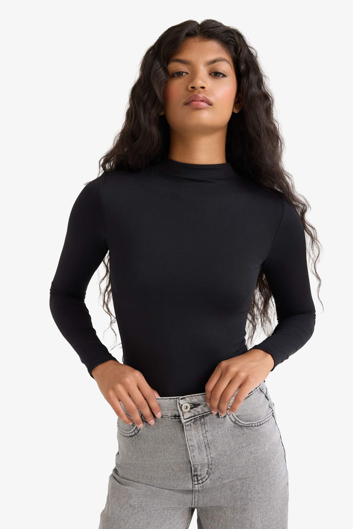 Uzun Kollu Çıtçıtlı Body