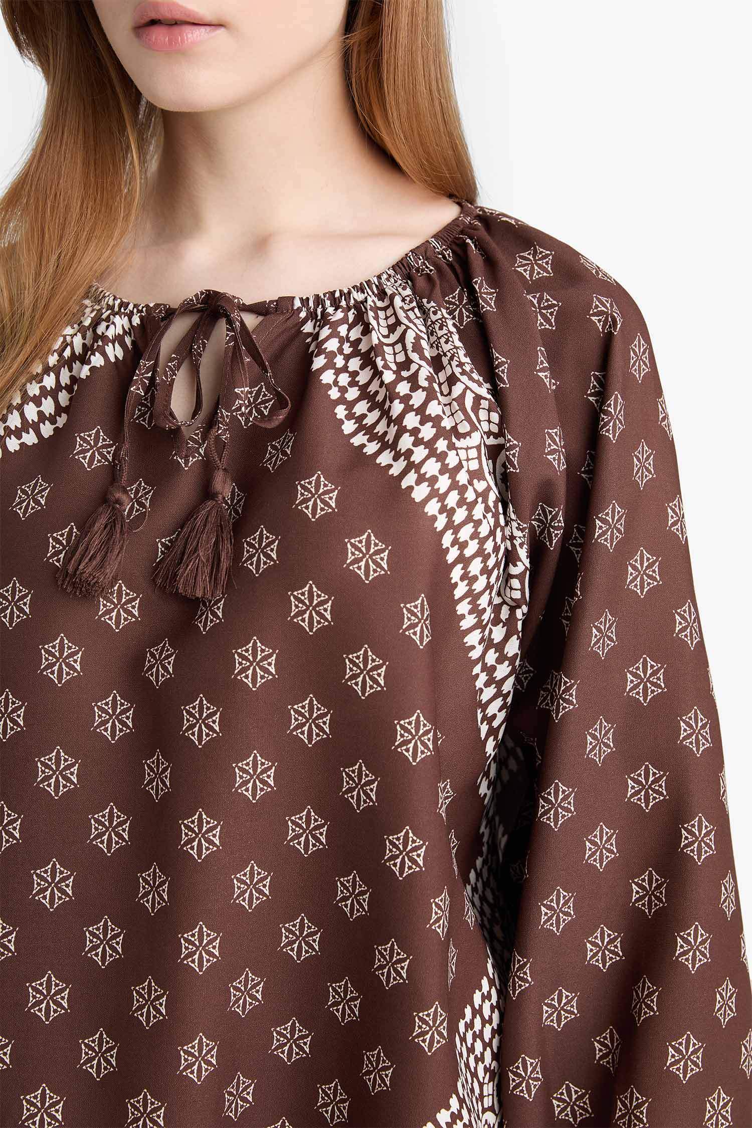 Relax Fit Bisiklet Yaka Bağlamalı Desenli Uzun Kollu Bluz