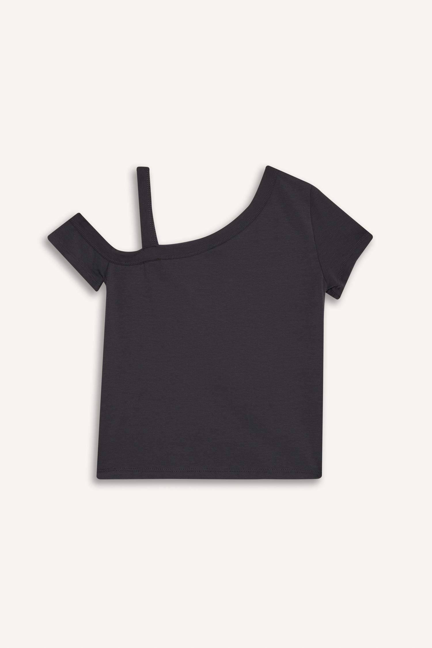 فانيلة بناتي سليم فيت مرصع بحجر