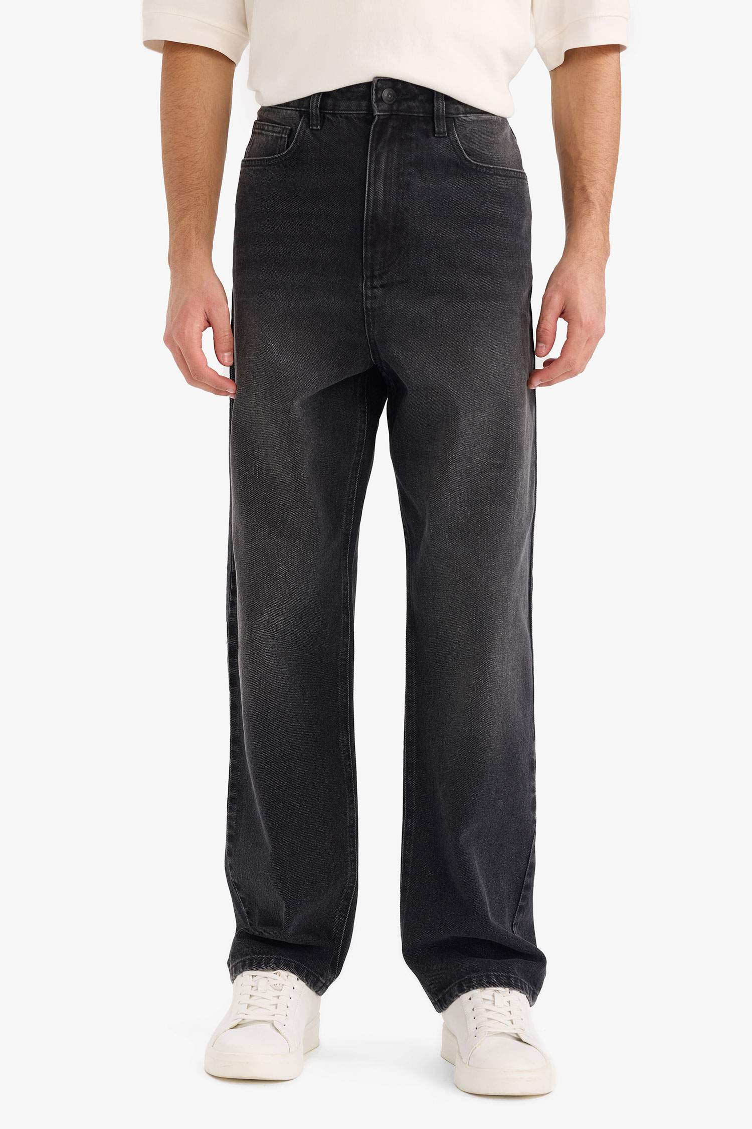 سروال جينز باجي وايد ليج