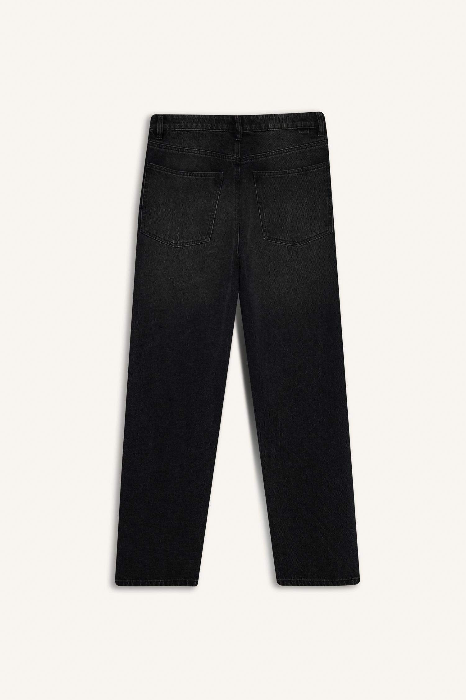 سروال جينز باجي وايد ليج