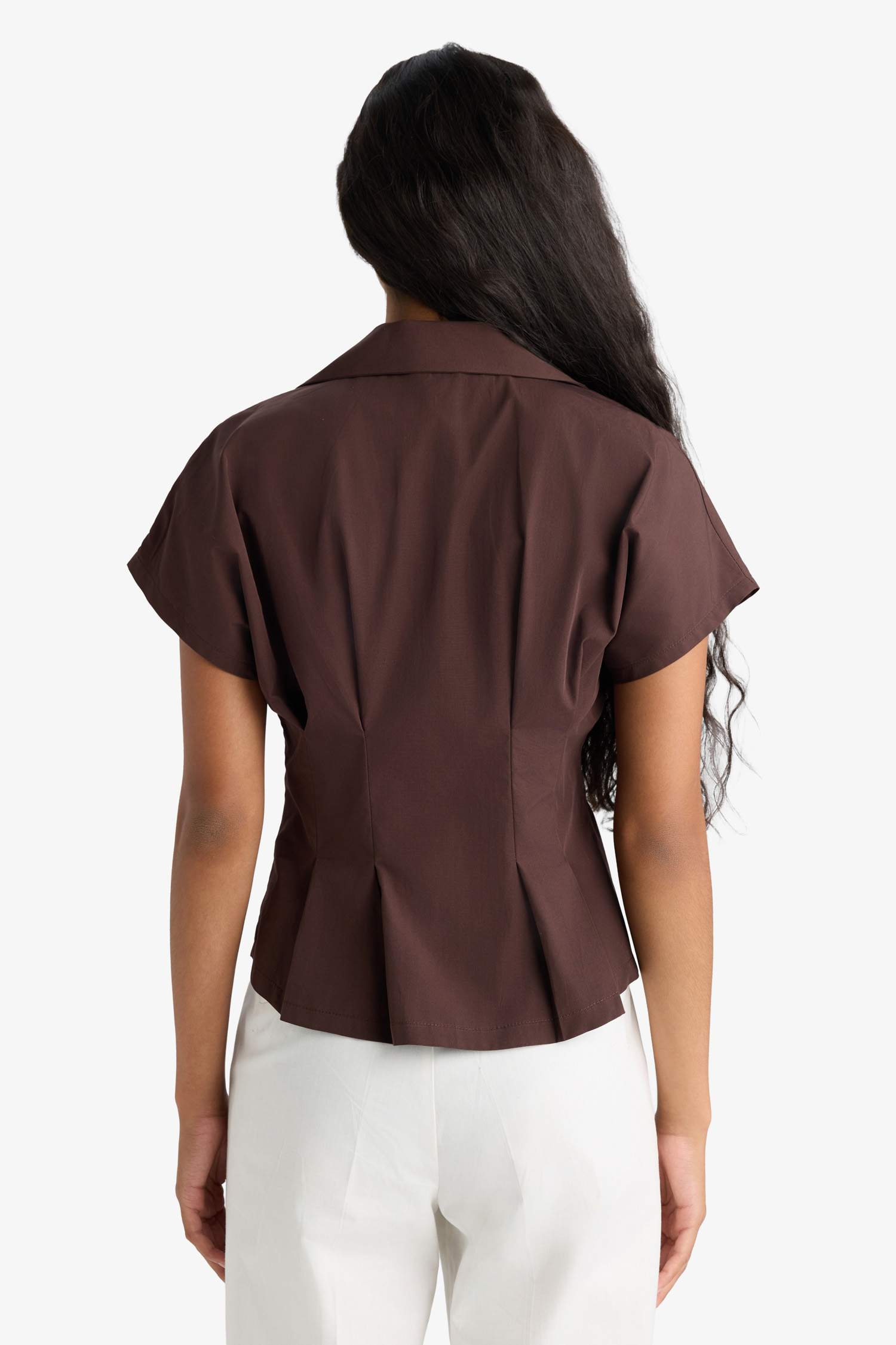 Fitted Ceket Yaka Poplin Kısa Kollu Gömlek