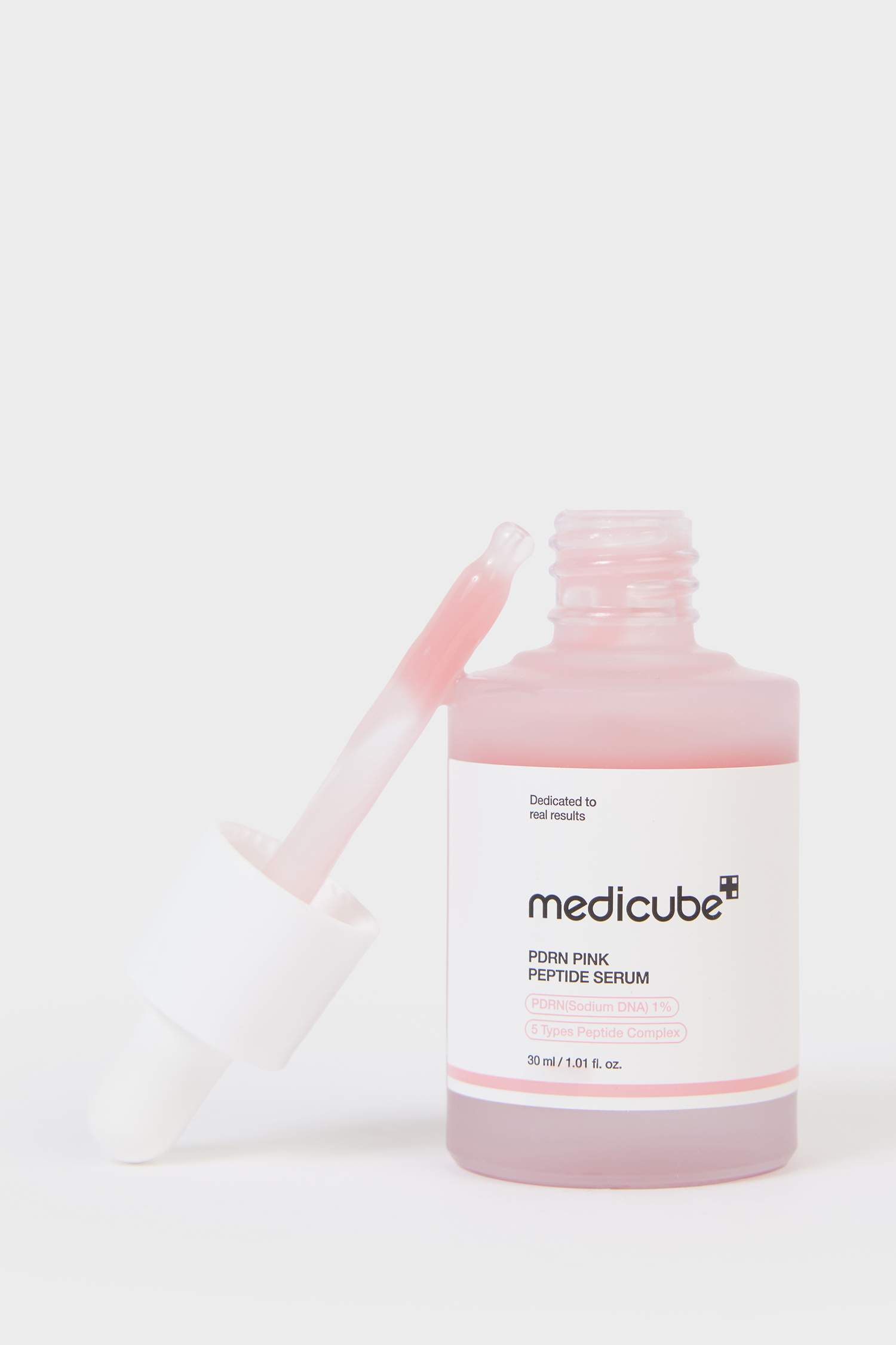 Medicube PDRN Pink Peptide Serum 30ml – İnce Çizgi Önleyici & Elastikiyet Artırıcı Cilt Serumu
