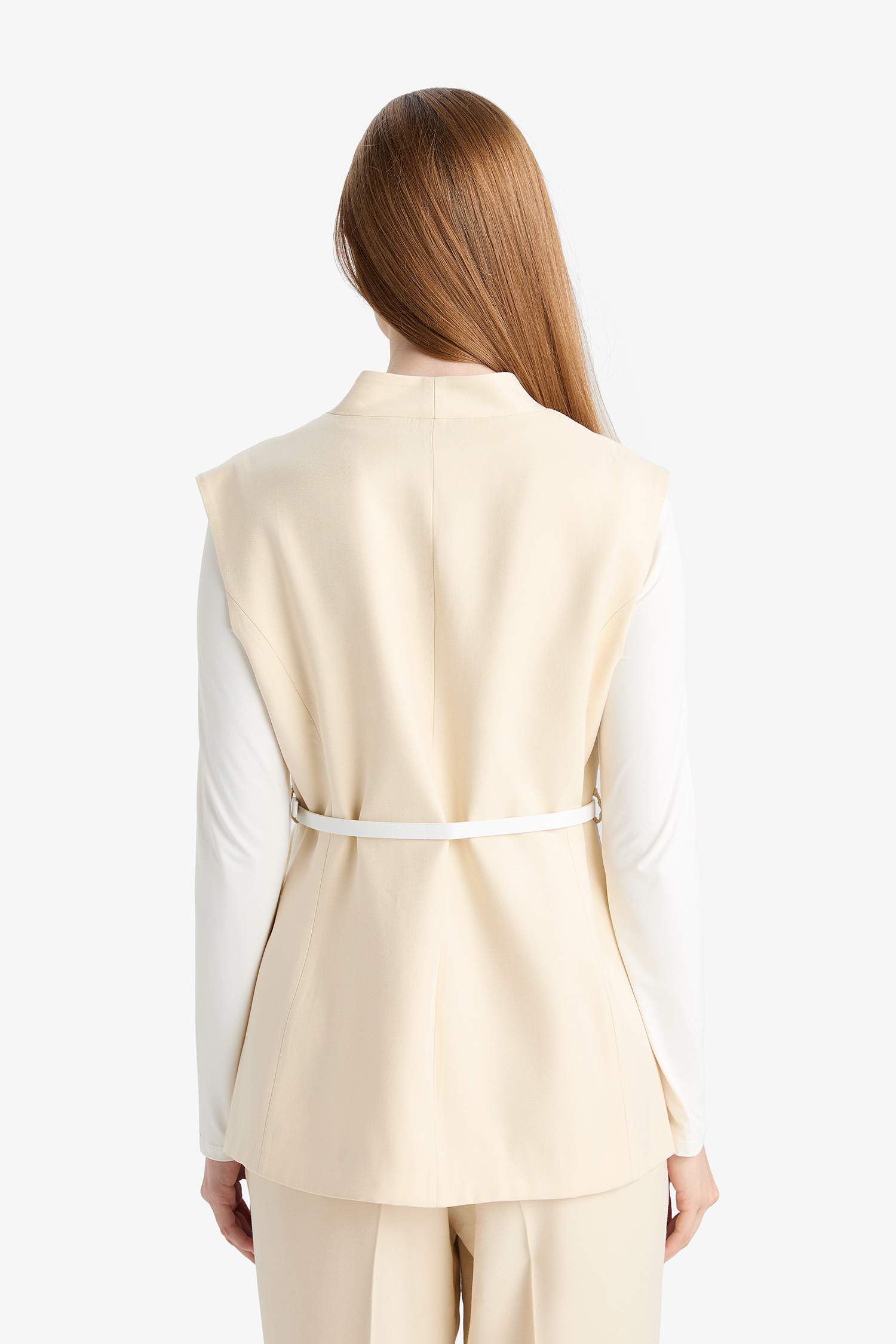 Regular Fit Kemerli Kolsuz Yelek