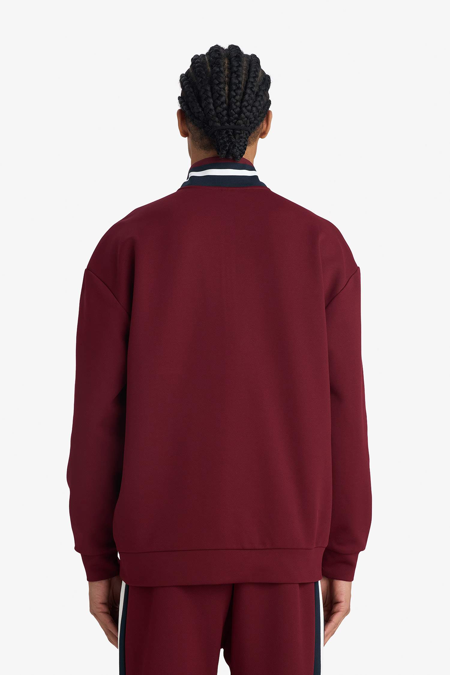 Boxy Fit тік жағалы спорттық свитшот