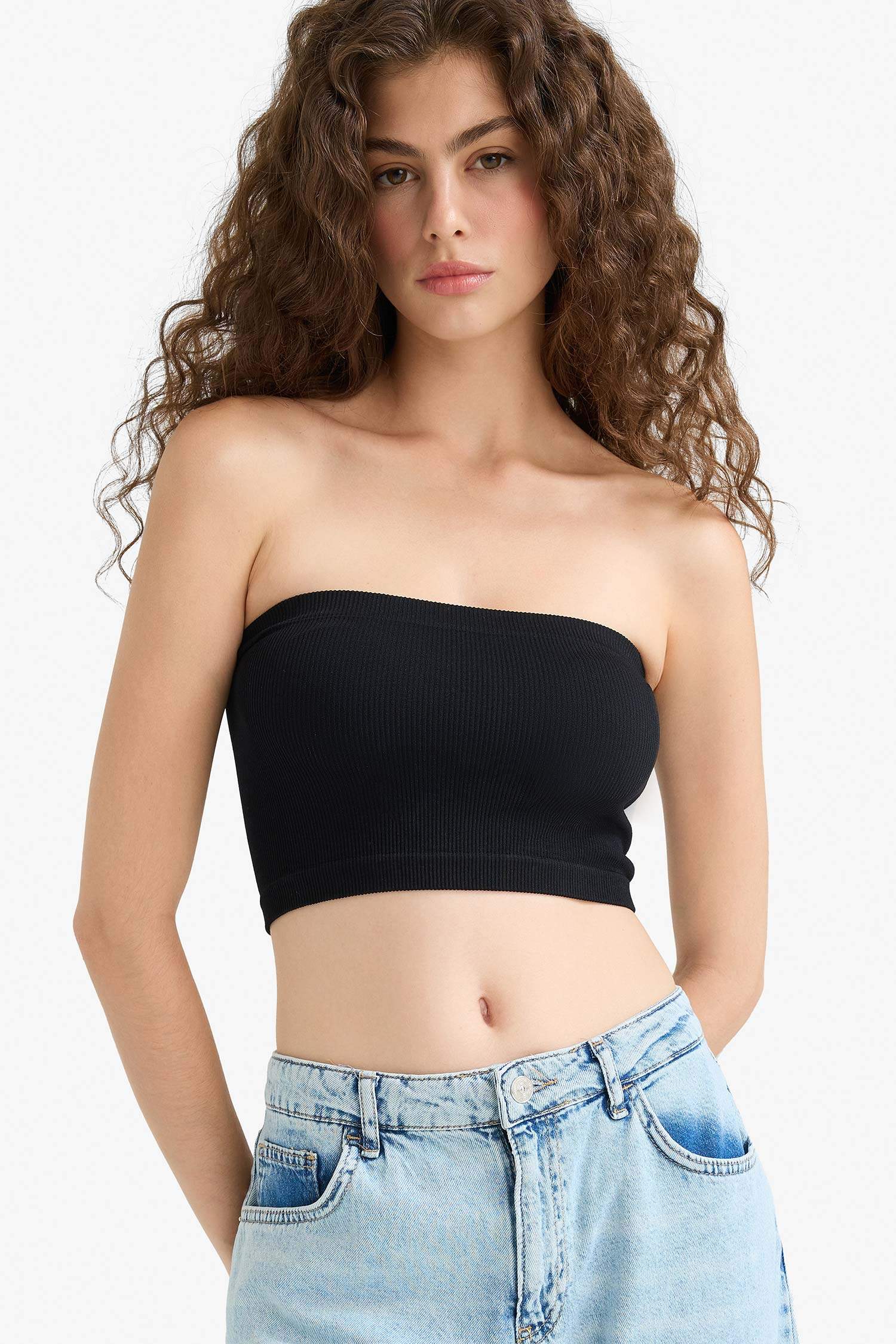 Fitted Seamless Straplez Bluz