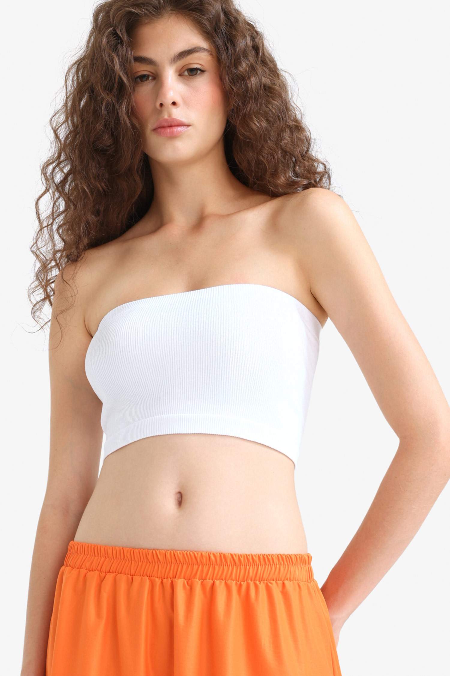 Fitted Seamless Strapless Blouse