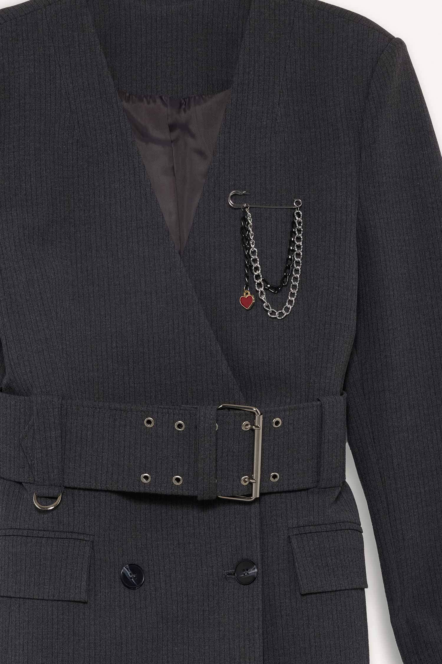 بليزر مخطط سليم فيت تفتا بياقة V