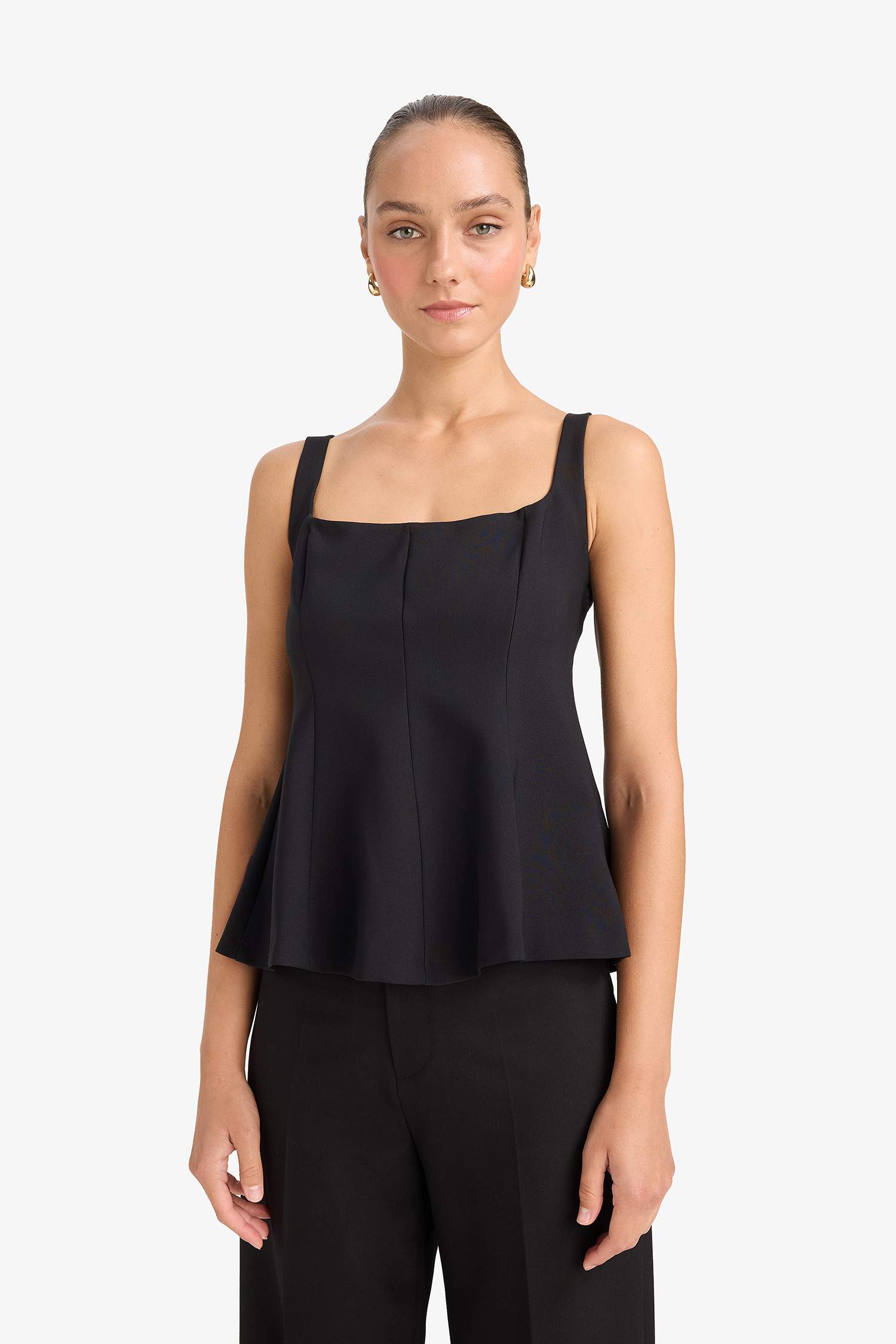 Slim Fit Square Collar Sleeveless Blouse