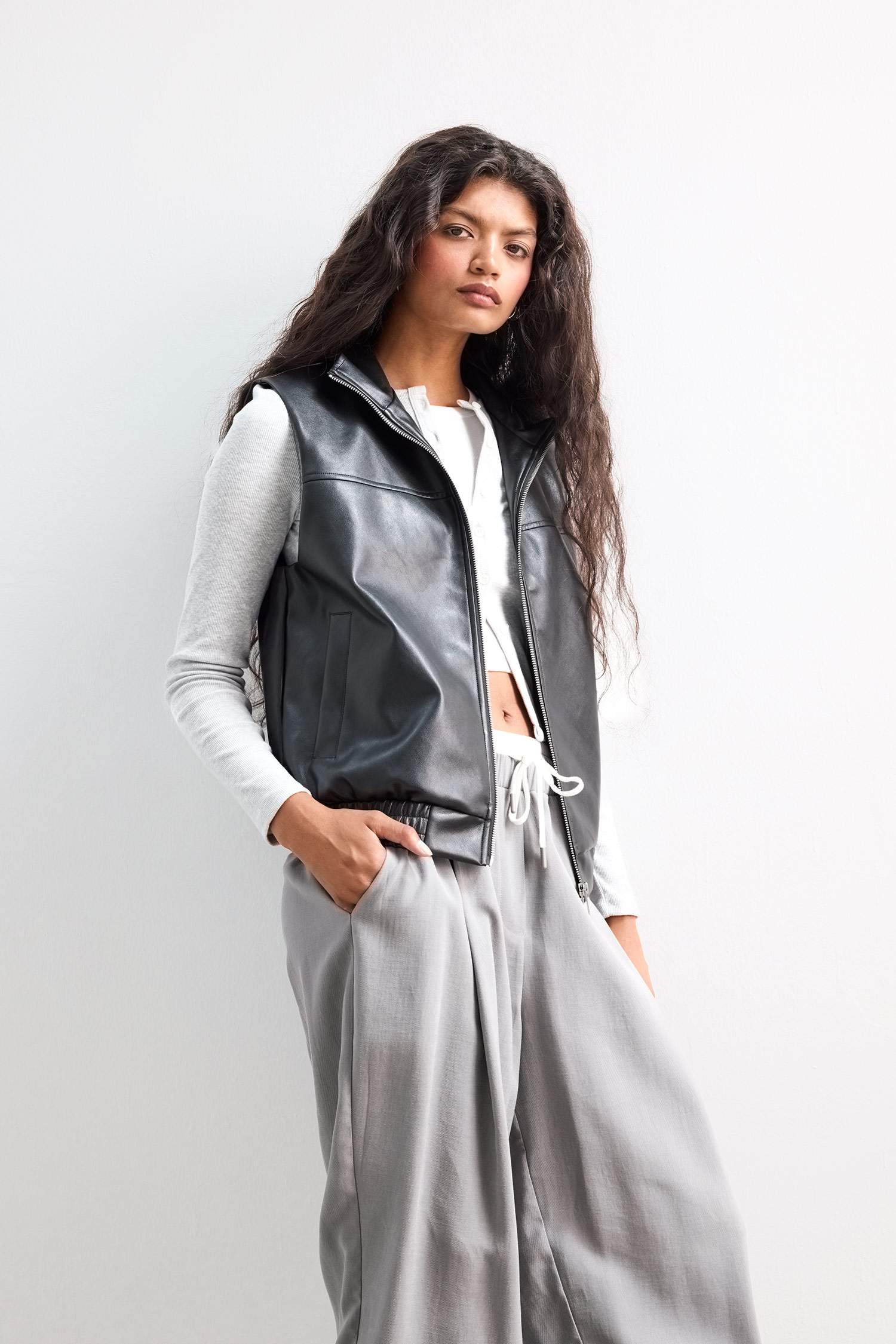 Regular Fit Dik Yaka Suni Deri Yelek