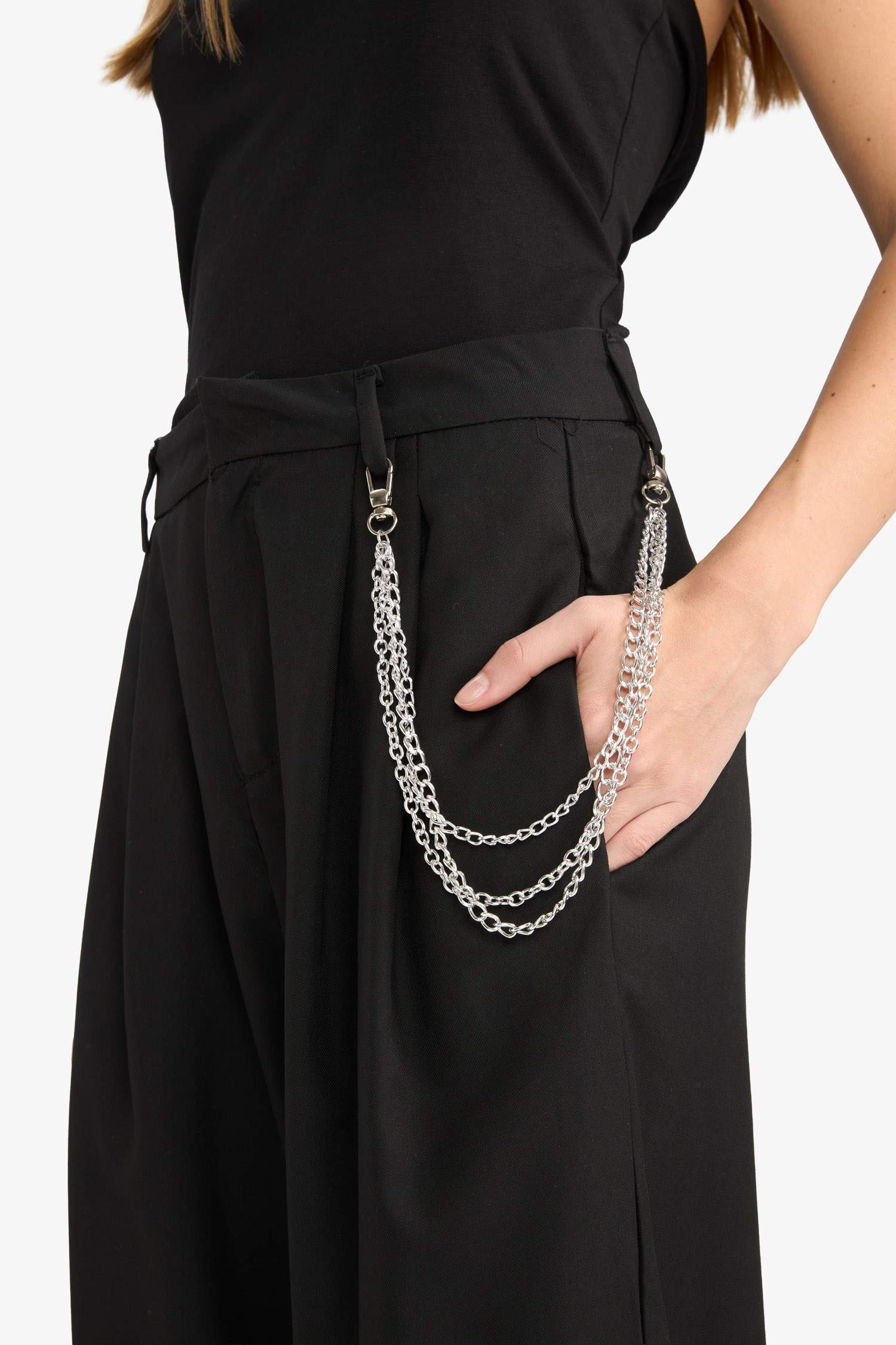 Брюки Baggy Fit с двумя карманами, стандартной длины, с нормальной посадкой