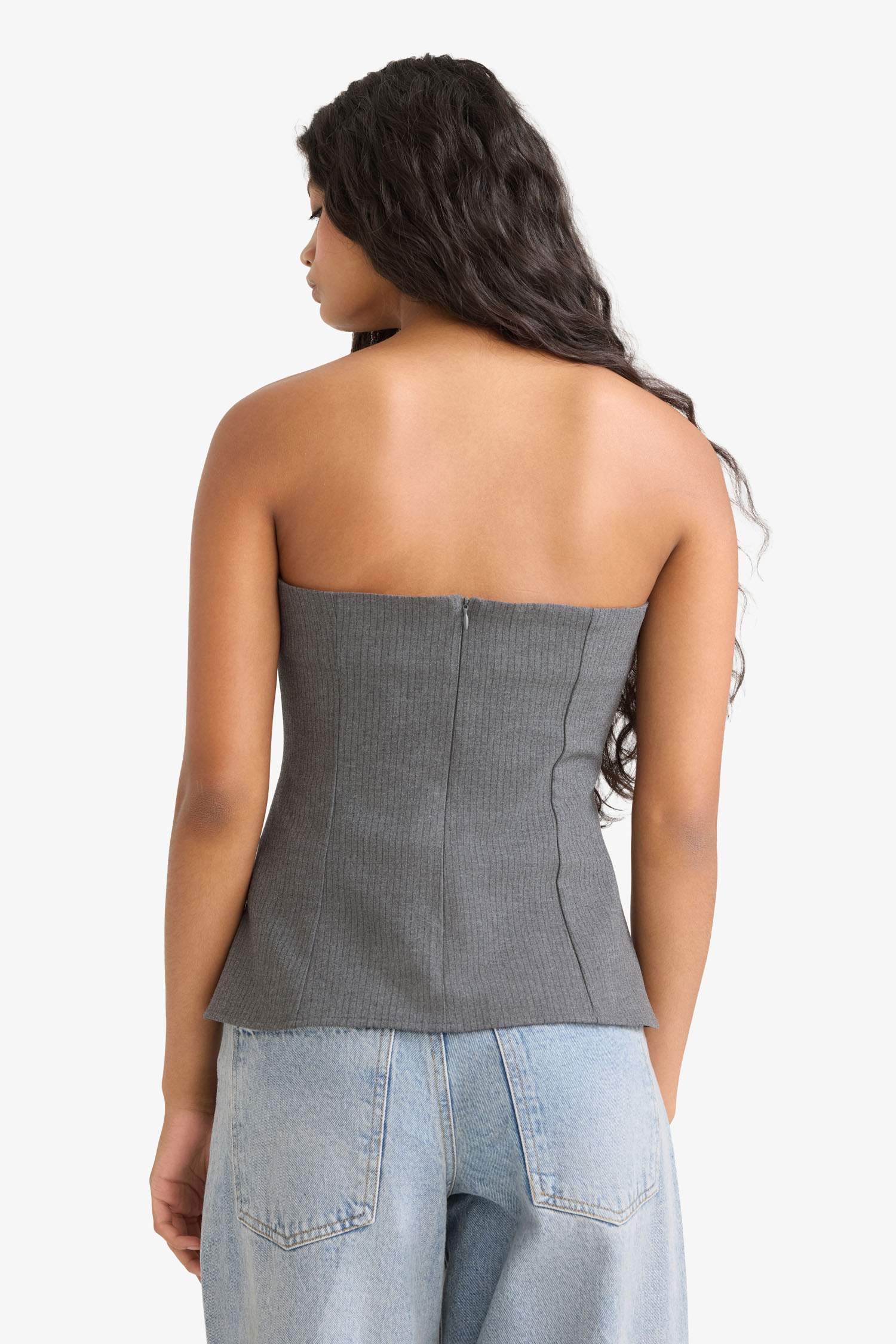 Slim Fit Strapless Sleeveless Blouse