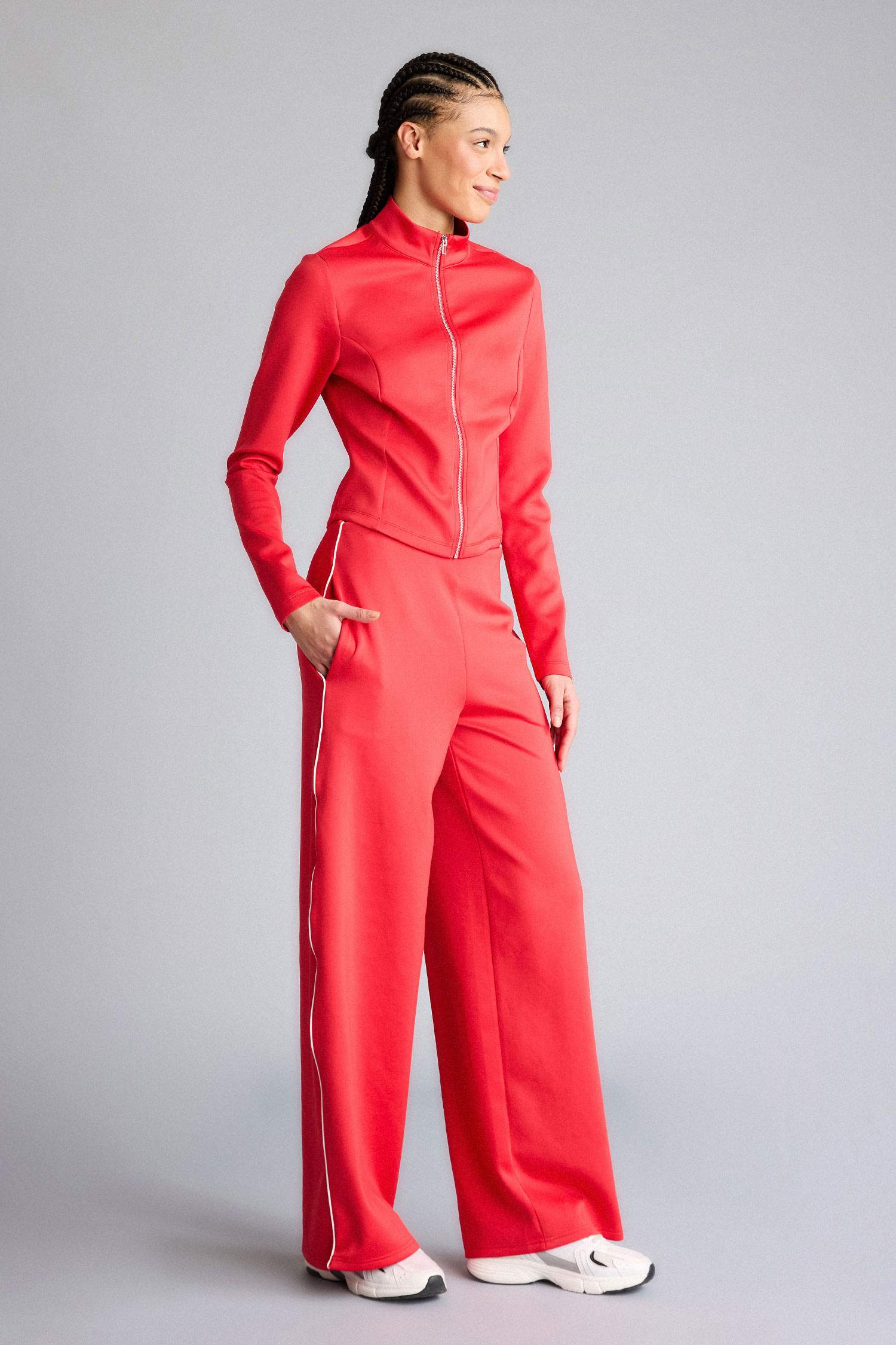 Спортивные брюки из ткани скуба Wide Leg с карманами