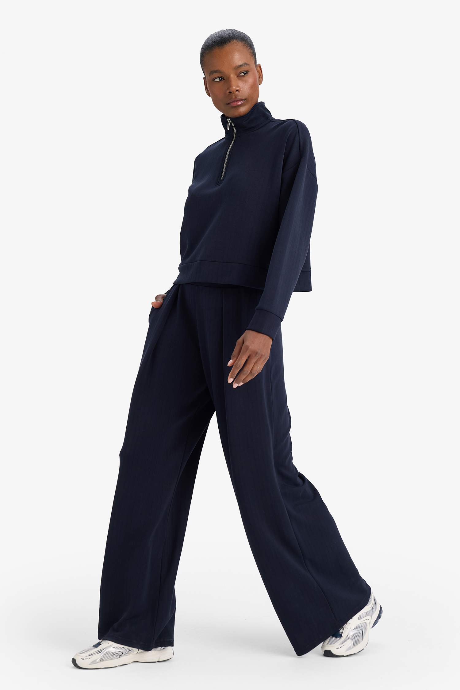 بنطرون بجامة رياضي وايد ليج برجل واسع