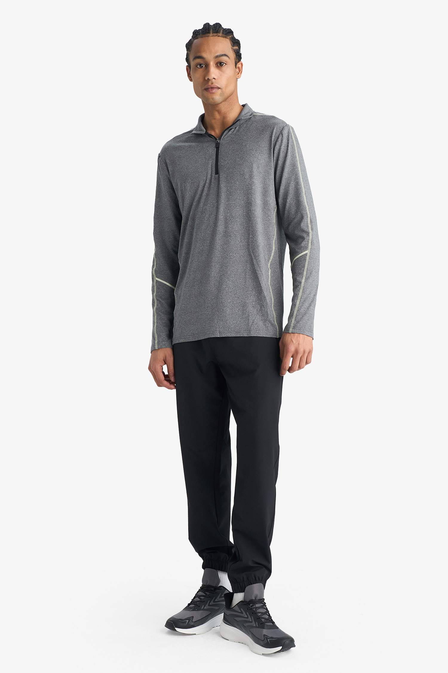 سروال رياضي منسوج سليم فيت