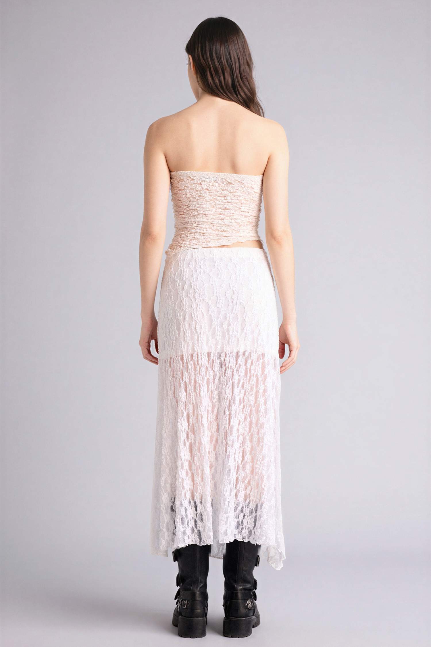 جيبة تريكو طويلة دانتيل بقصة A وخصر عالي