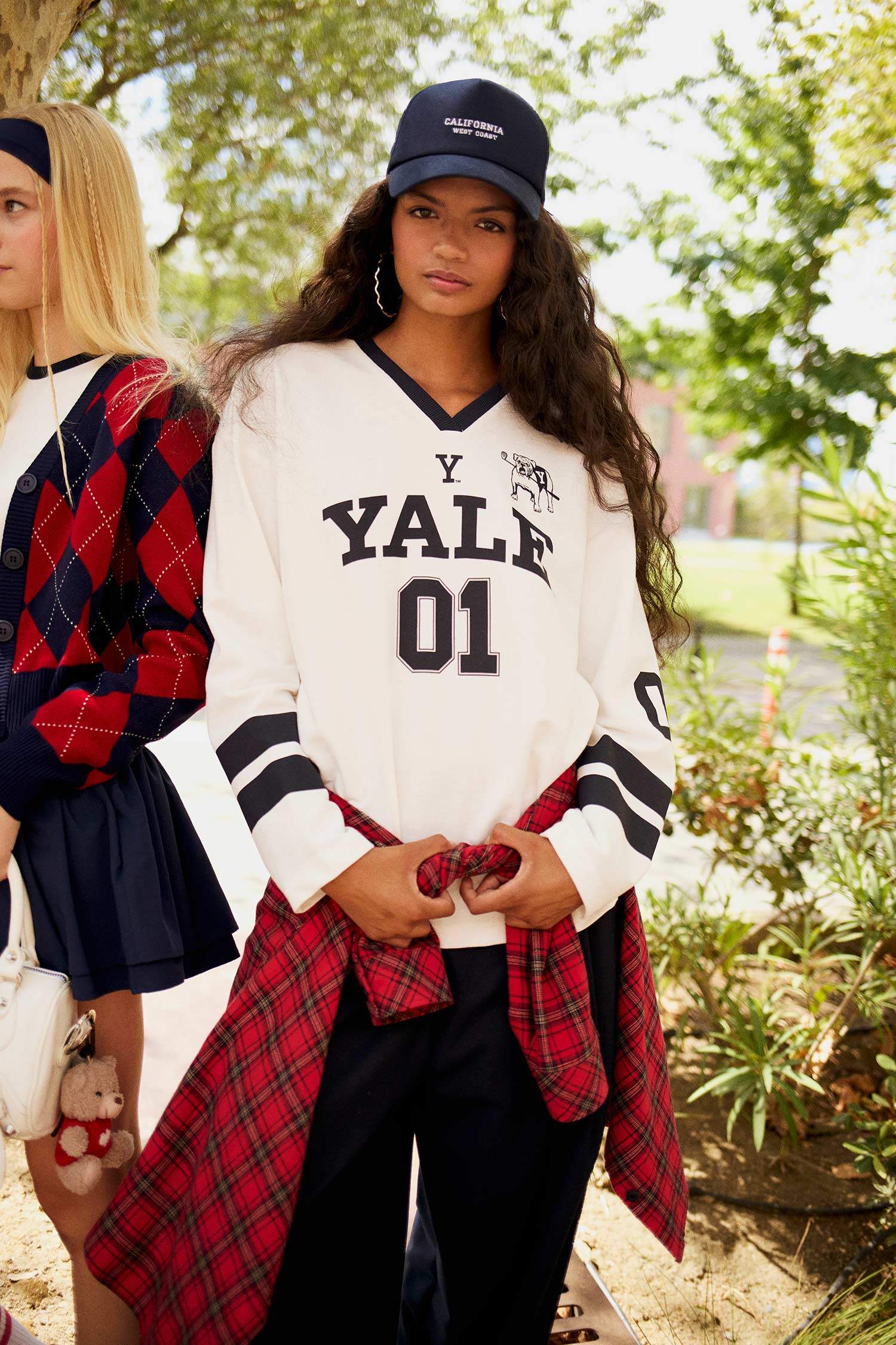 Yale University Regular Fit V-Neck T-Shirt