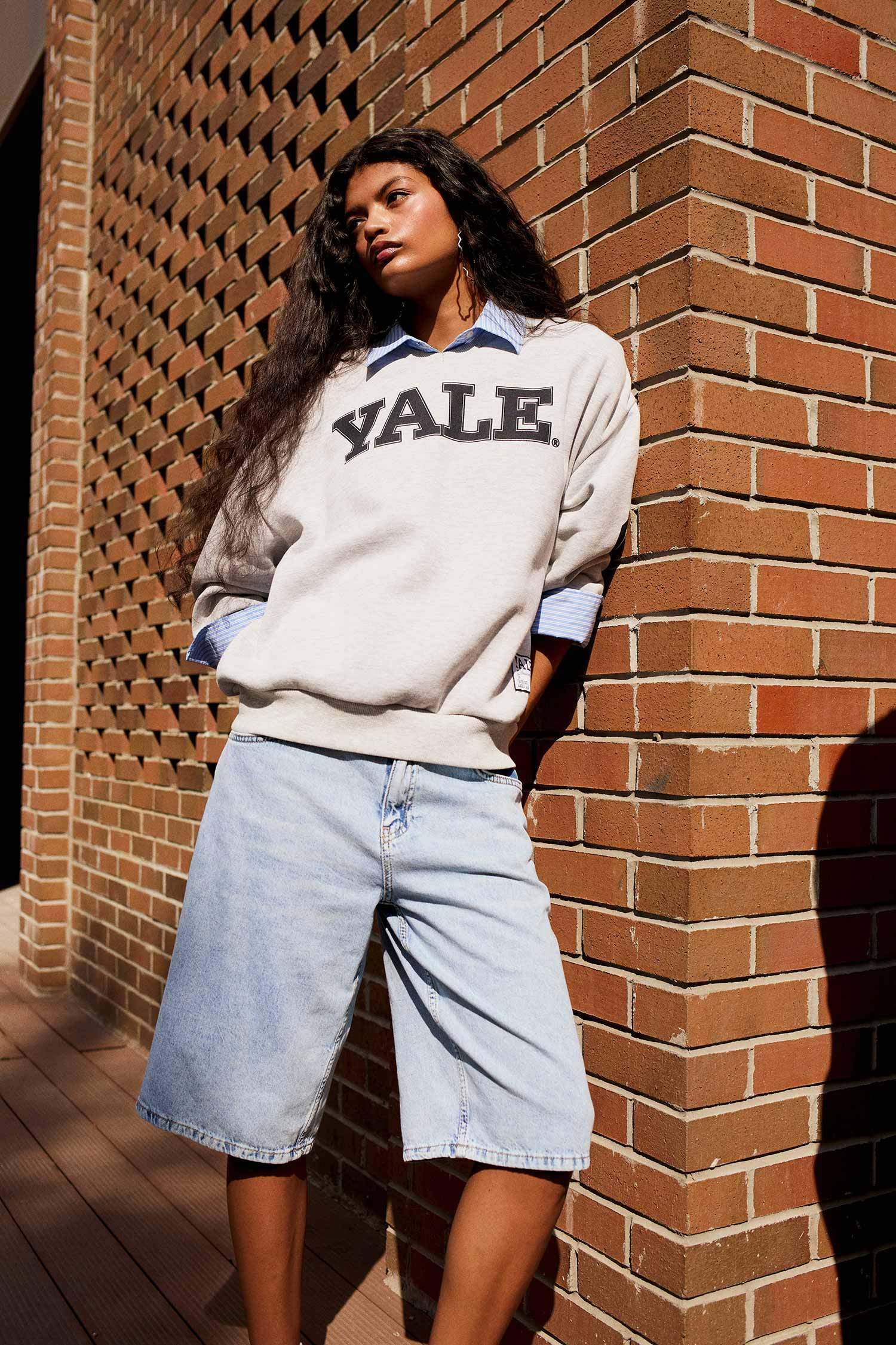 Yale University Oversize Fit Crew Neck Sweatshirt