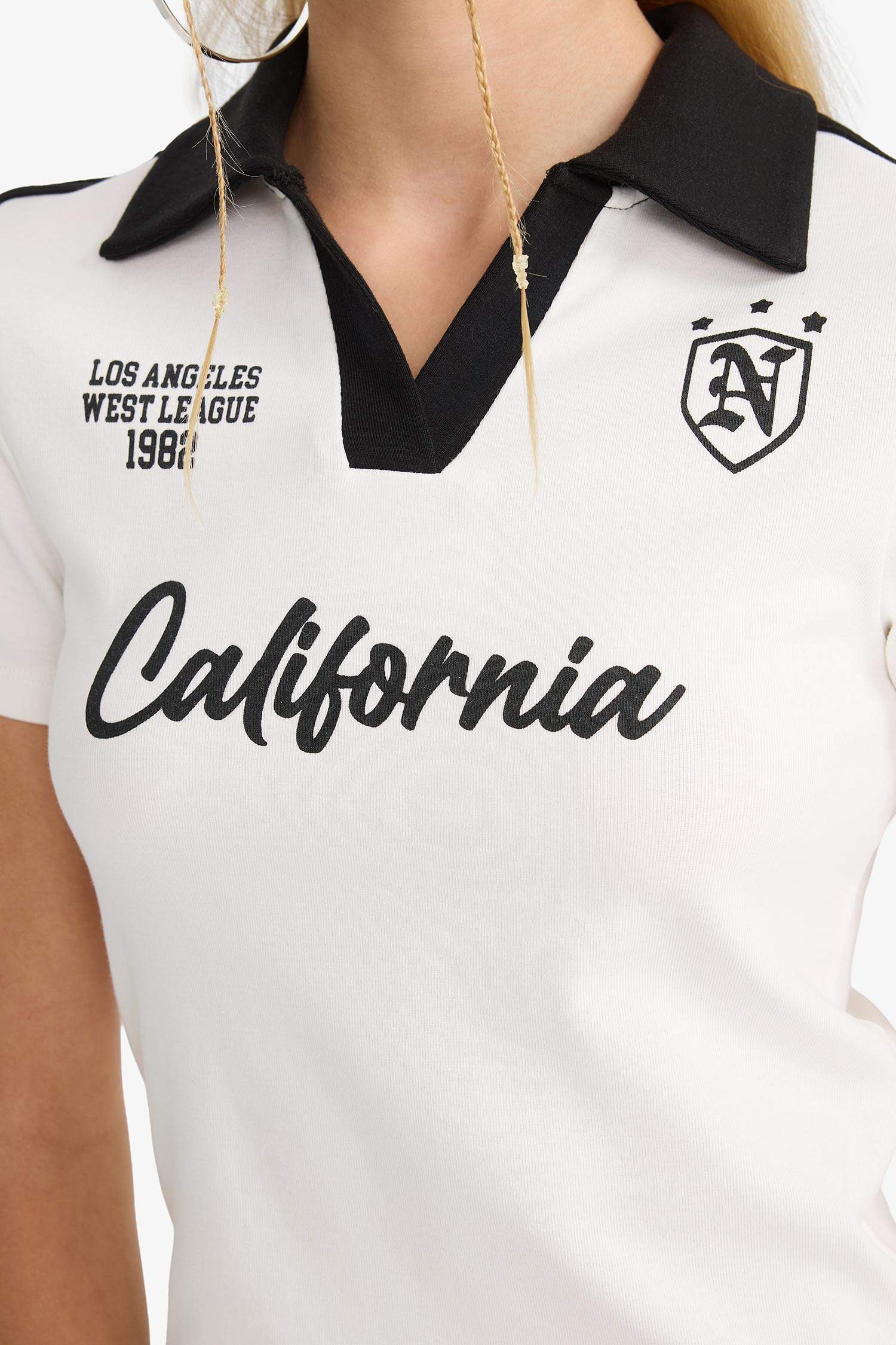 تيشيرت نص ردن سليم فيت مخصر