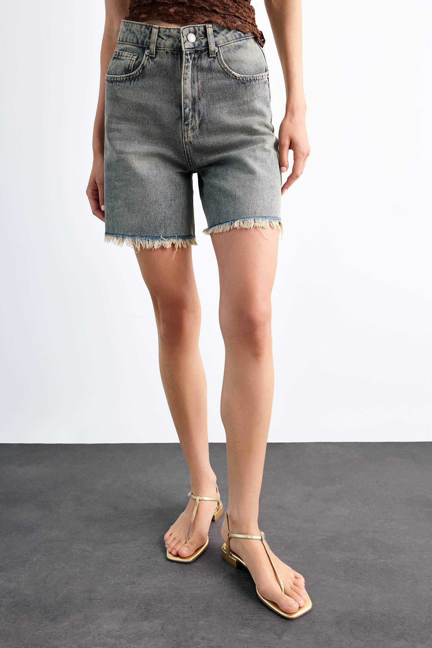 Regular Fit Jean Şort