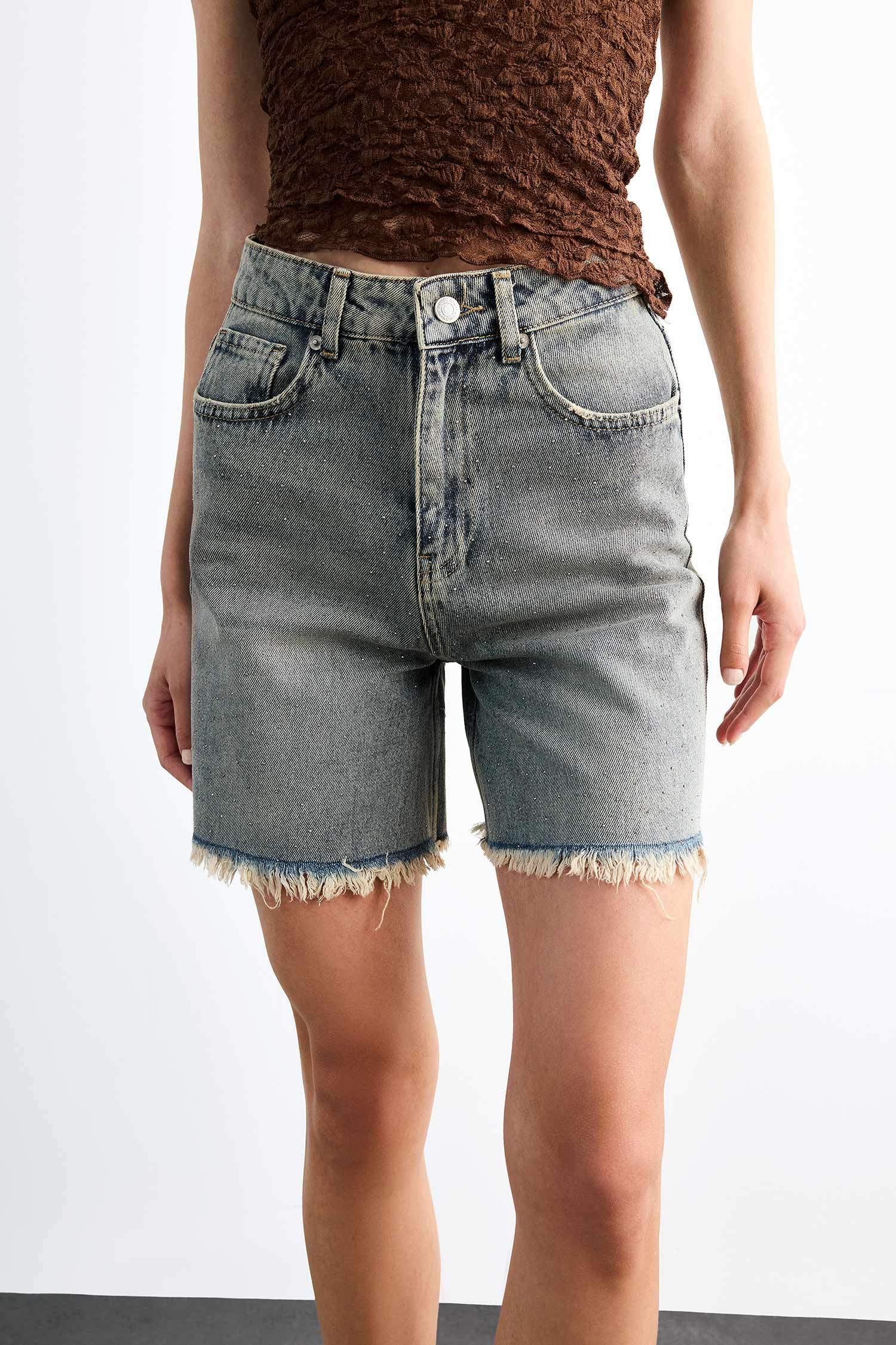 Regular Fit Jean Şort