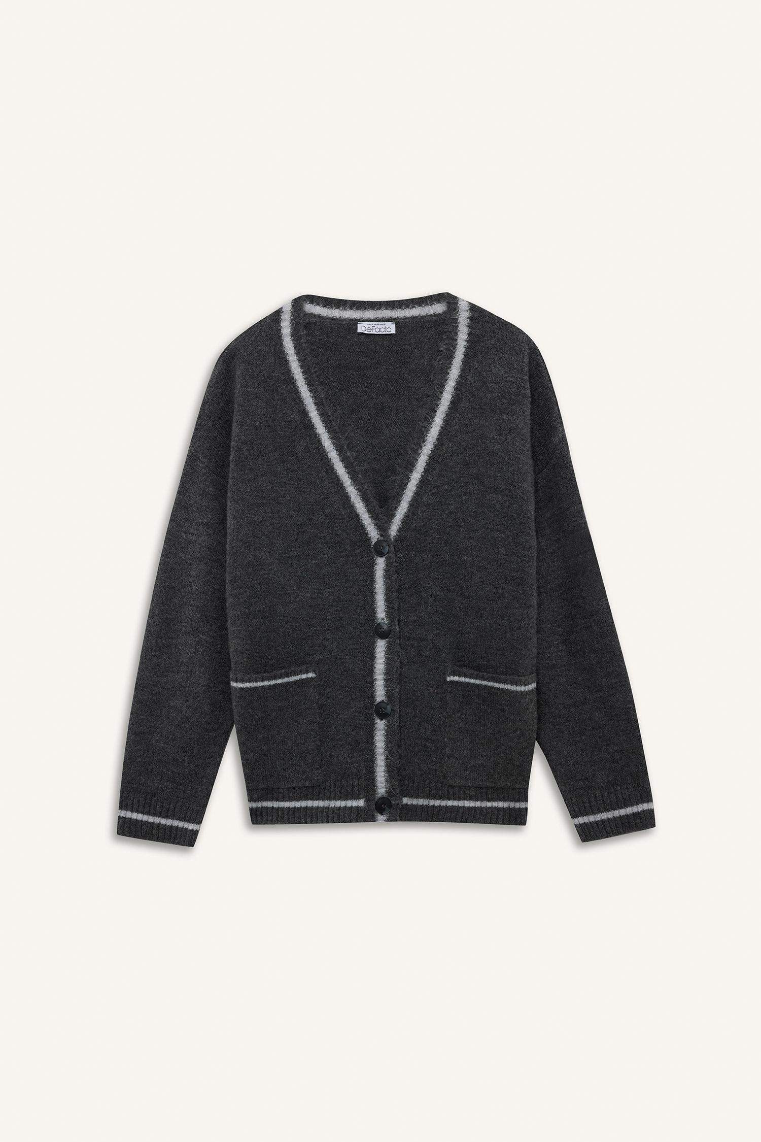 Удлиненный кардиган с V-образным вырезом оверсайз