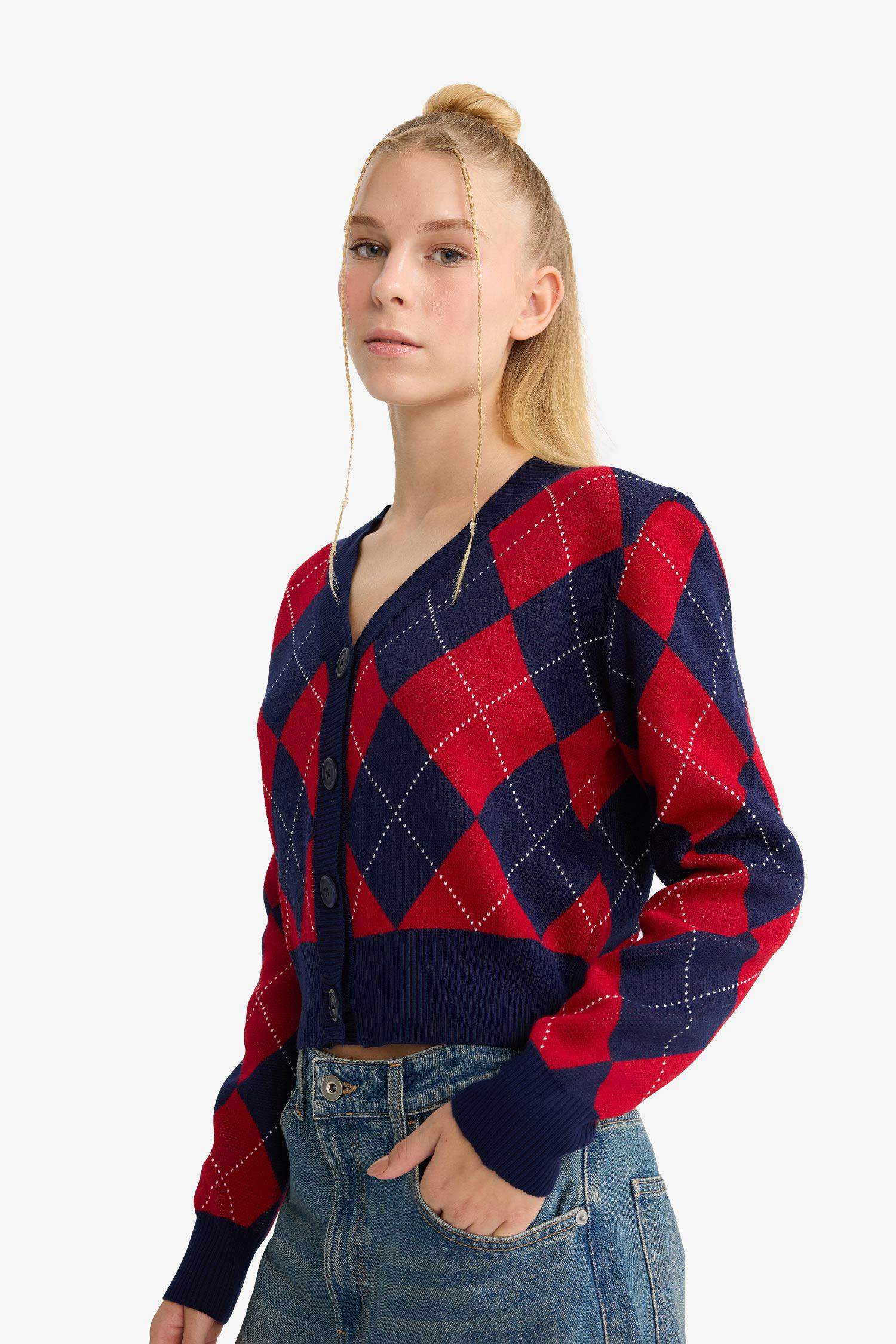 Slim Fit V-Neck Printed Buttoned Cardigan