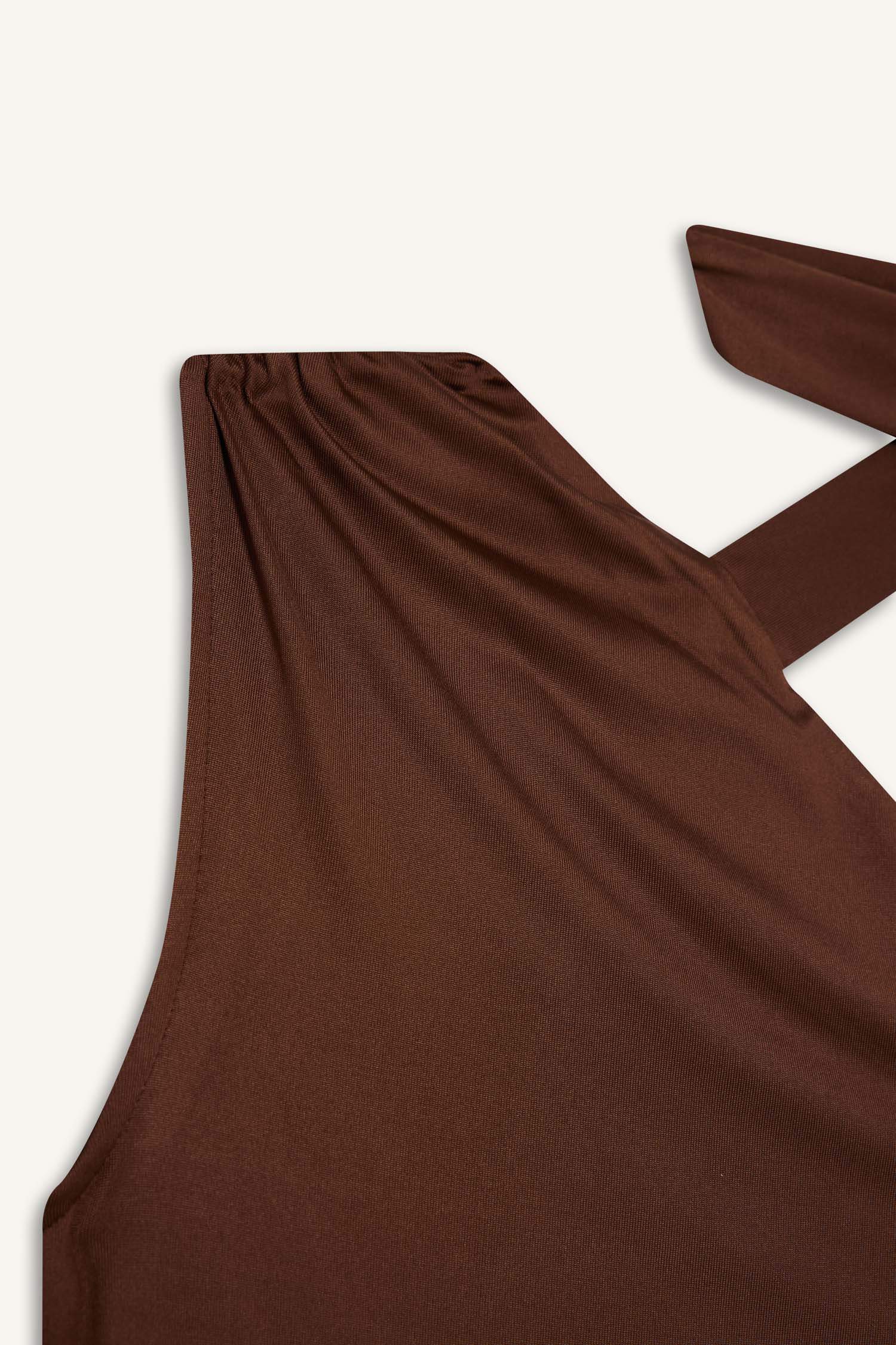 Tek Omuzlu Bağlama Detaylı Çıtçıtlı Body