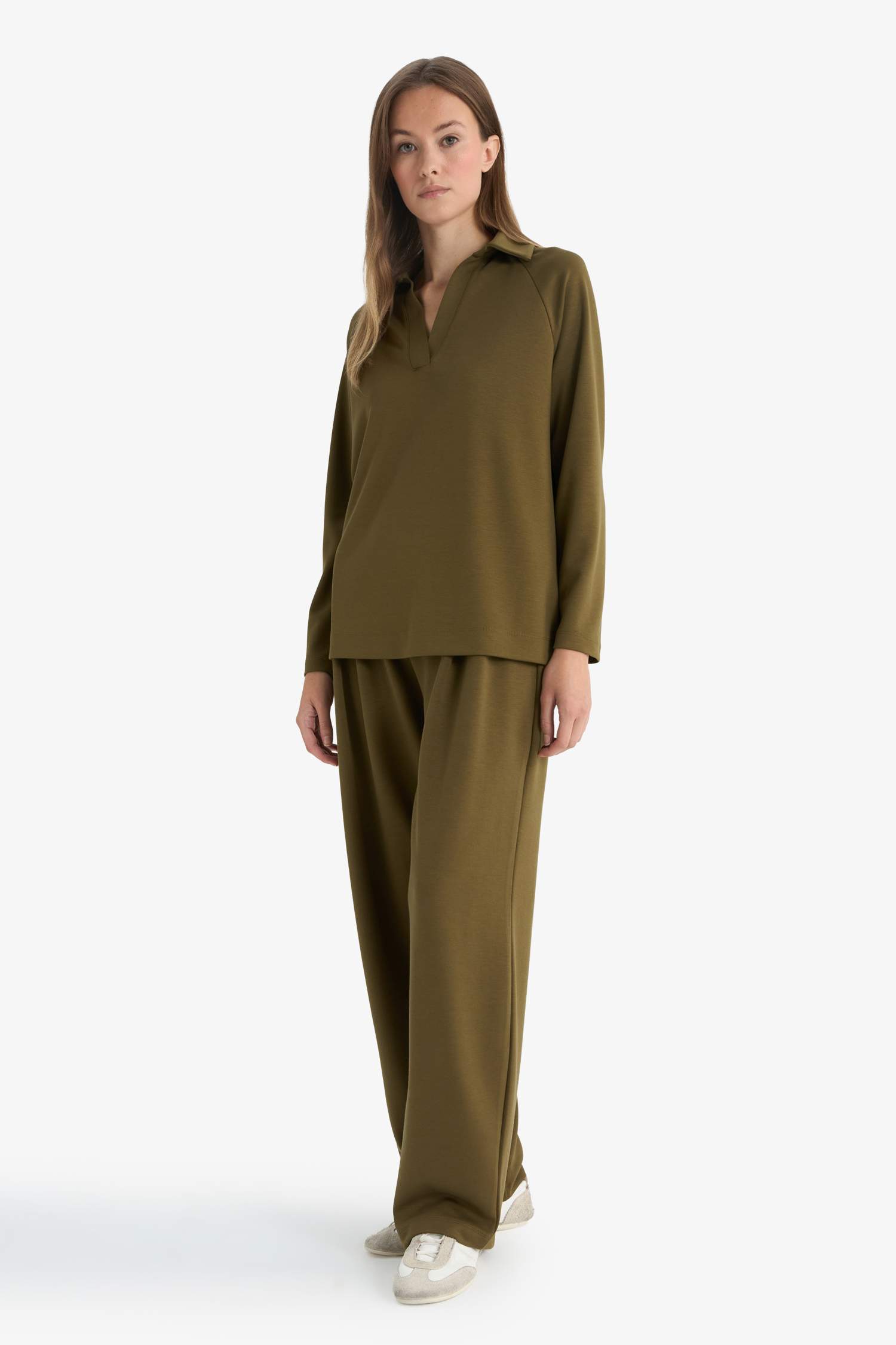 Barrel Fit Straight Leg Trousers