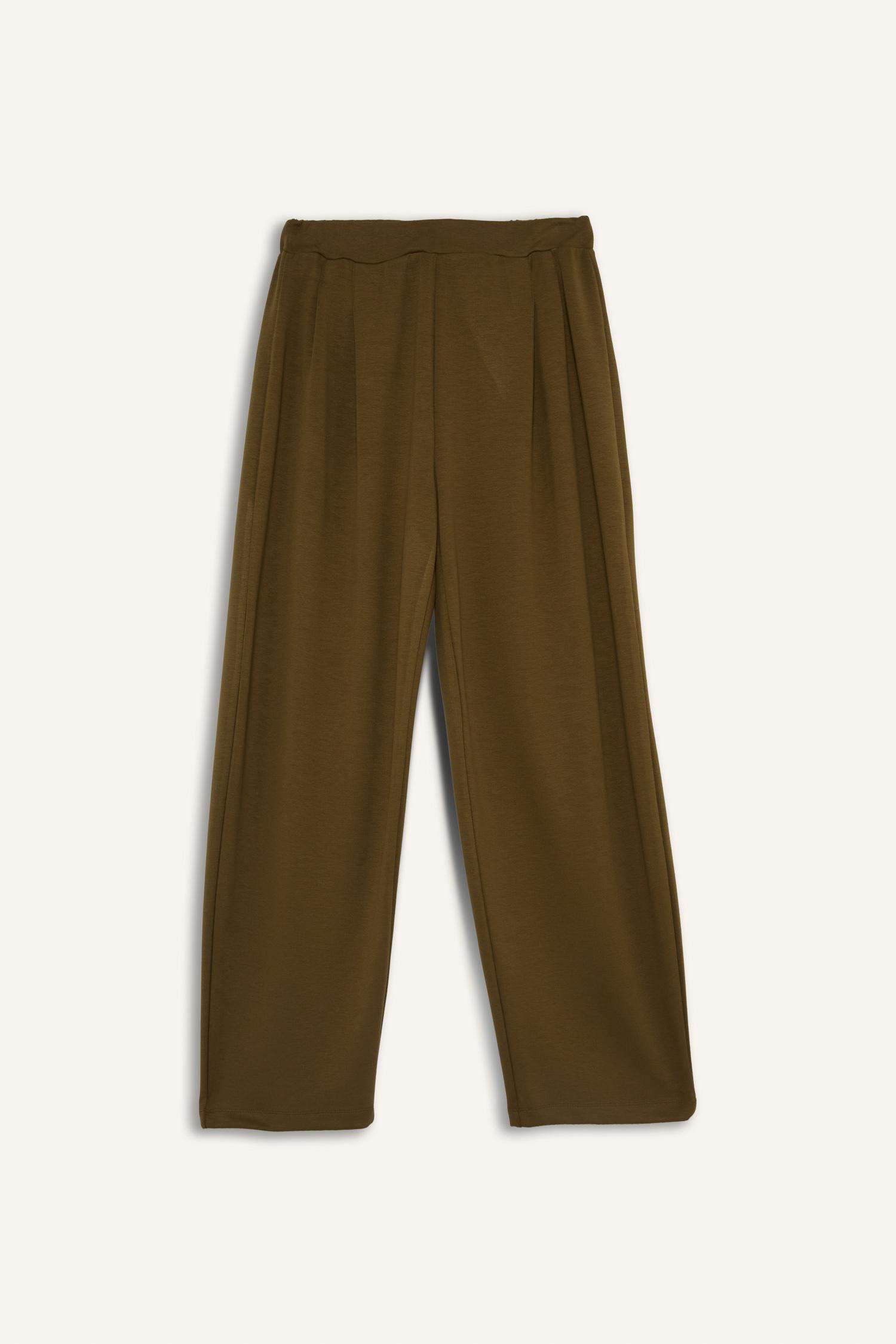 Barrel Fit Straight Leg Trousers