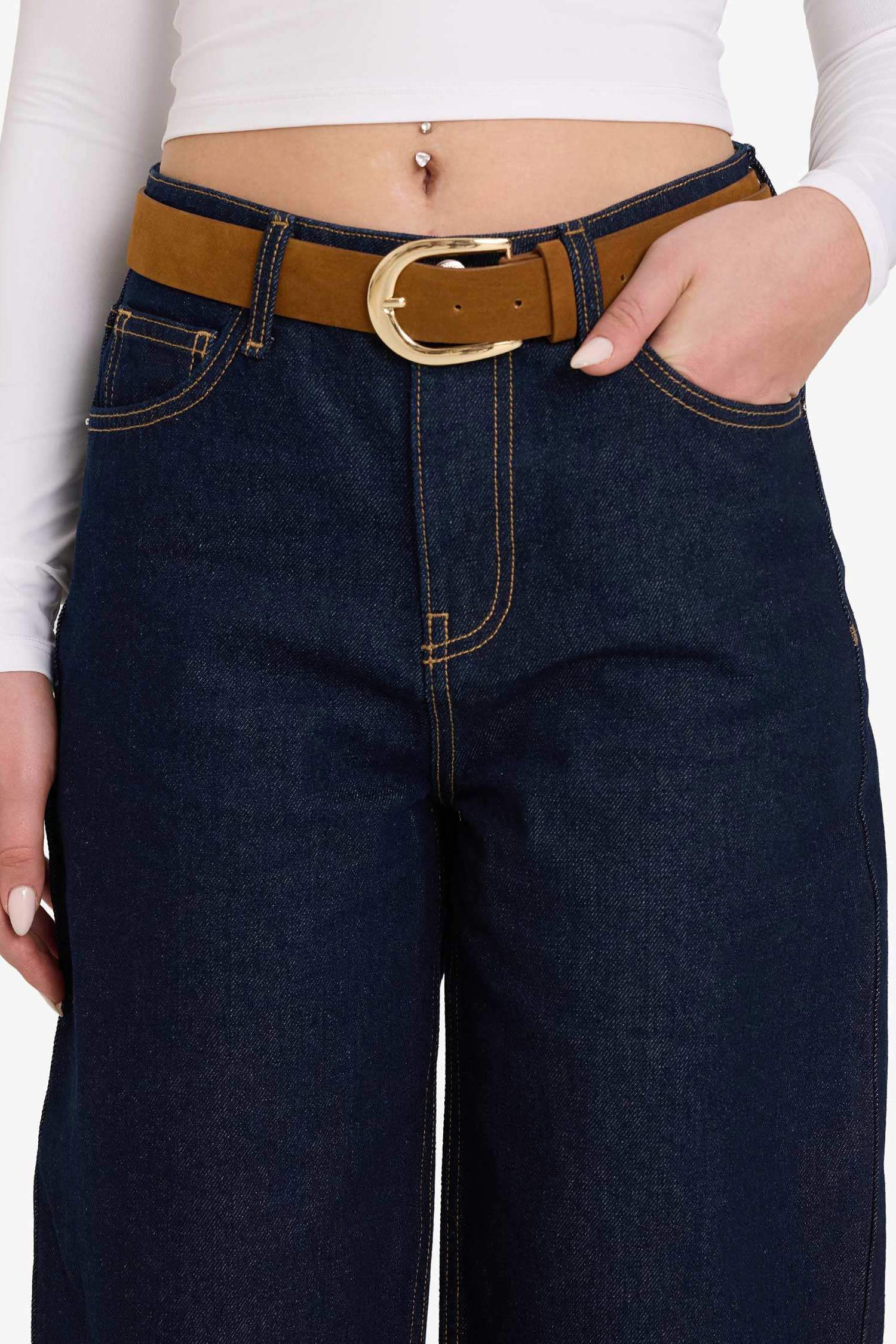 بنطرون جينز وايد ليج برجل واسع وخصر عادي