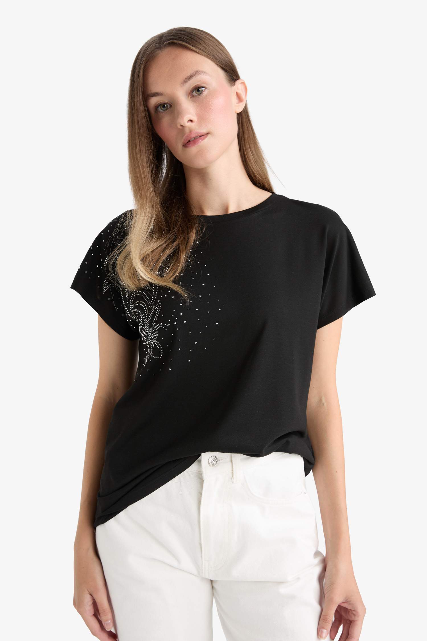 تيشيرت نص ردن بطبعة أحجار وياخة مستديرة