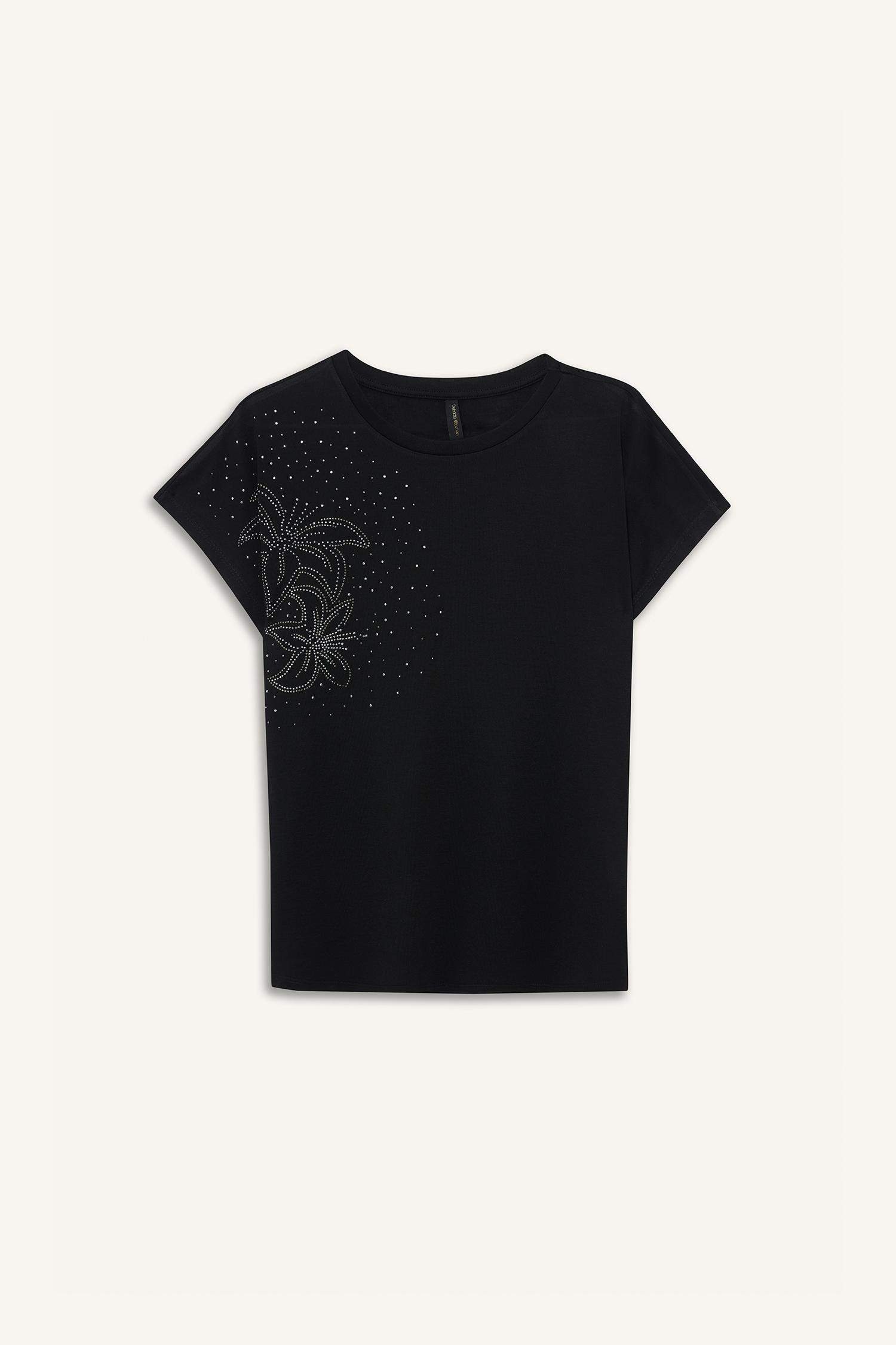 تيشيرت نص ردن بطبعة أحجار وياخة مستديرة