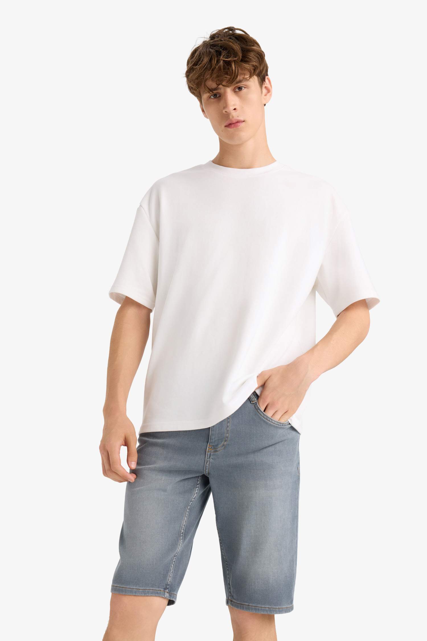 Slim Fit Dar Kesim Jean Bermuda Şort