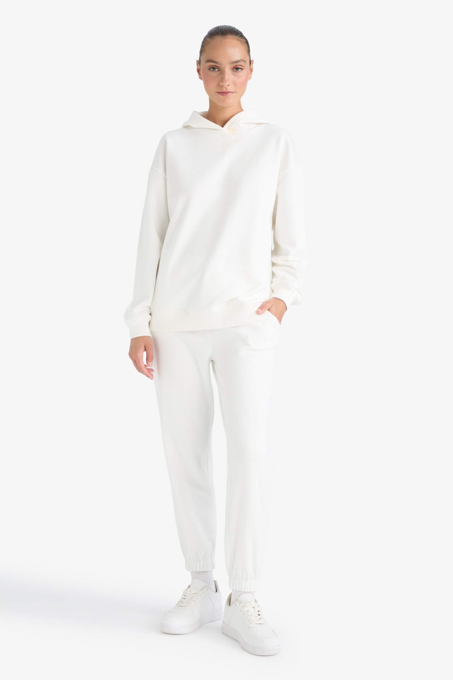 Basic Düz Cepli Beli Bağcıklı Kalın Jogger Eşofman Altı