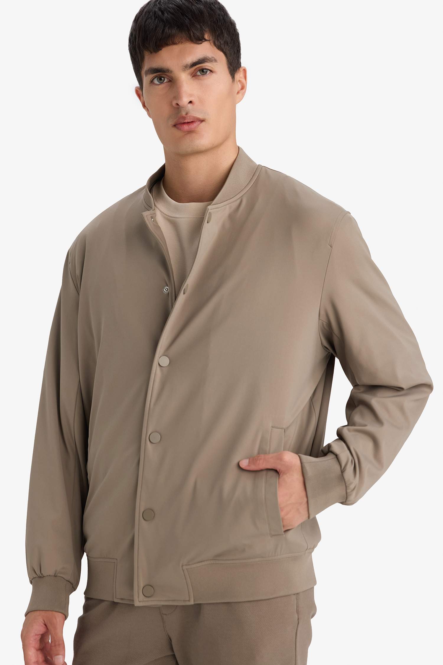 Slim Fit Astarlı Mont