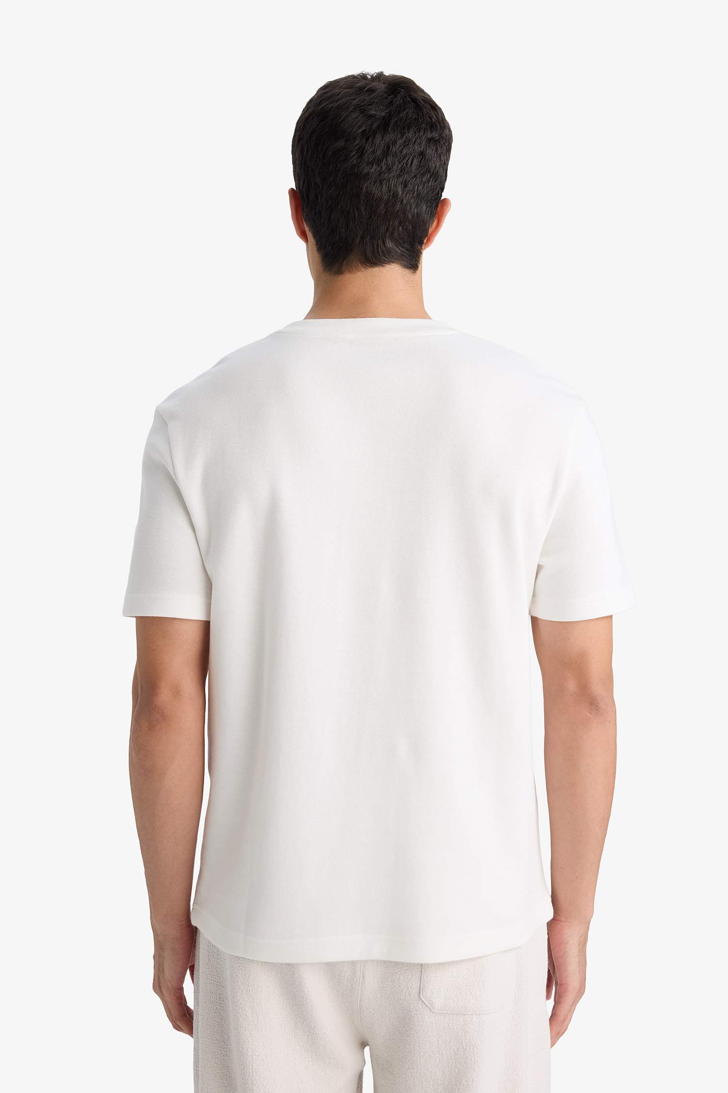 تيشيرت نص كم