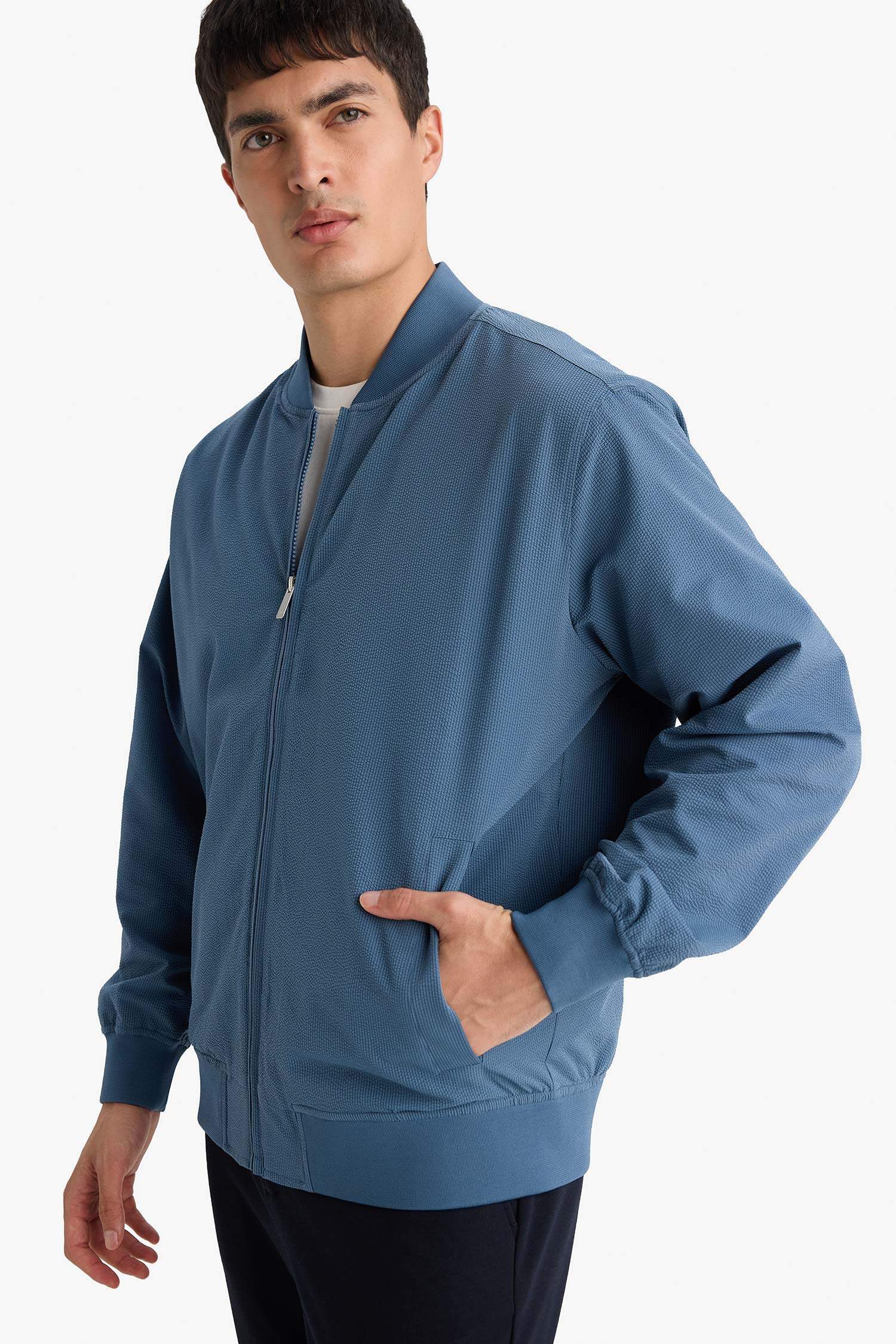 جاكيت دودون سليم فيت مبطن