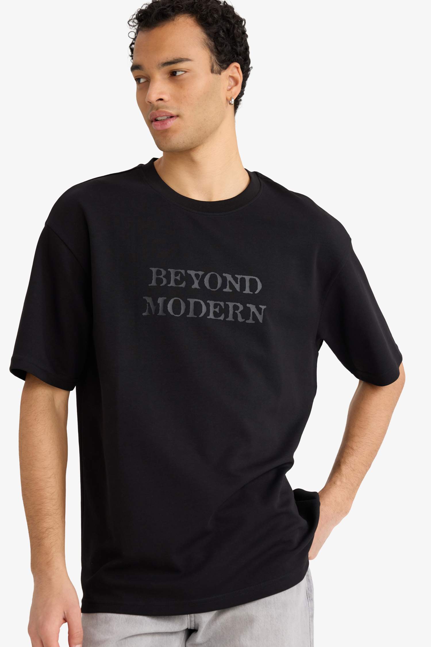 T-shirt Boxy imprimé à col rond et manches courtes