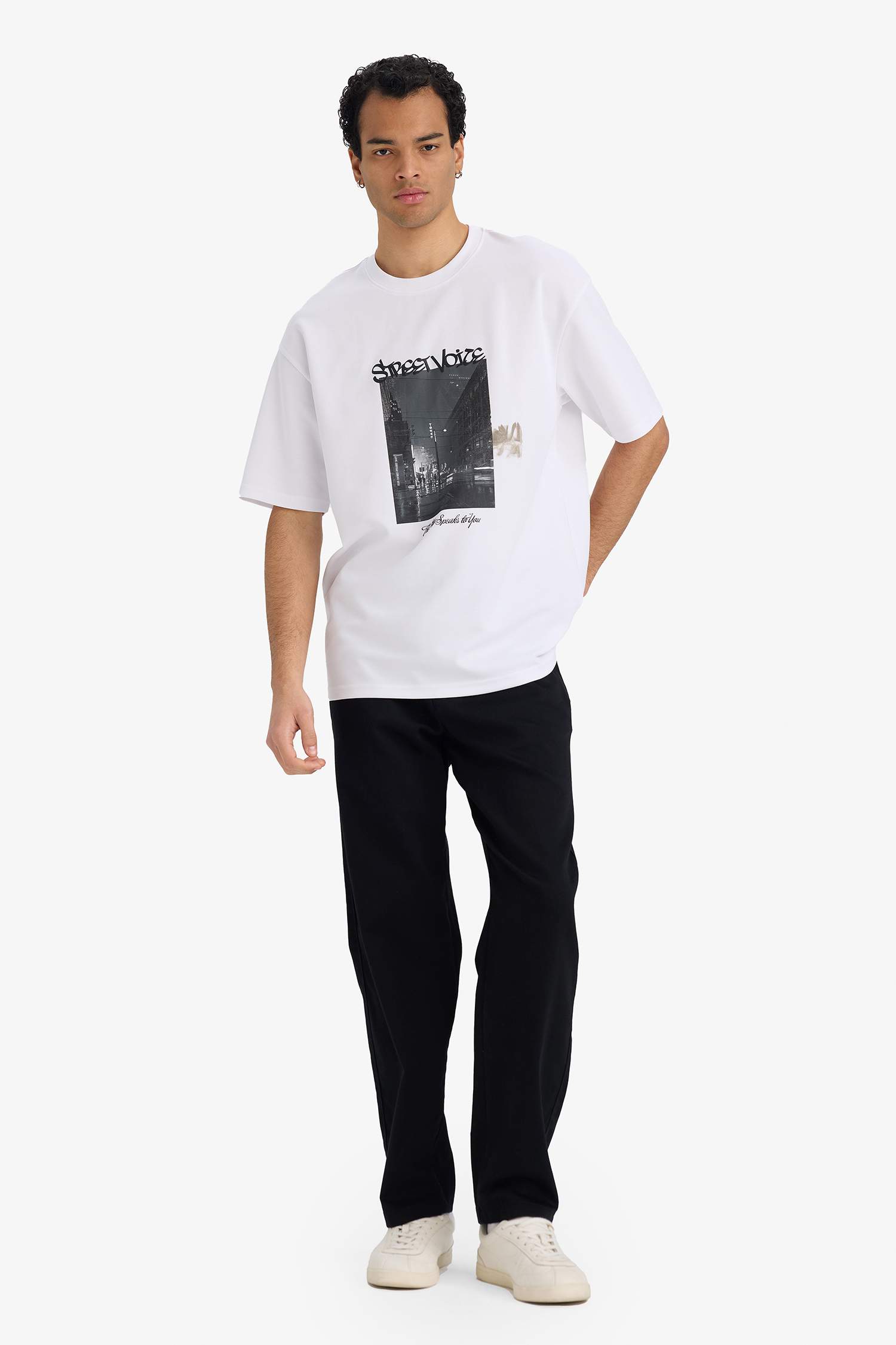 Boxy Fit ауа өткізетін футболка