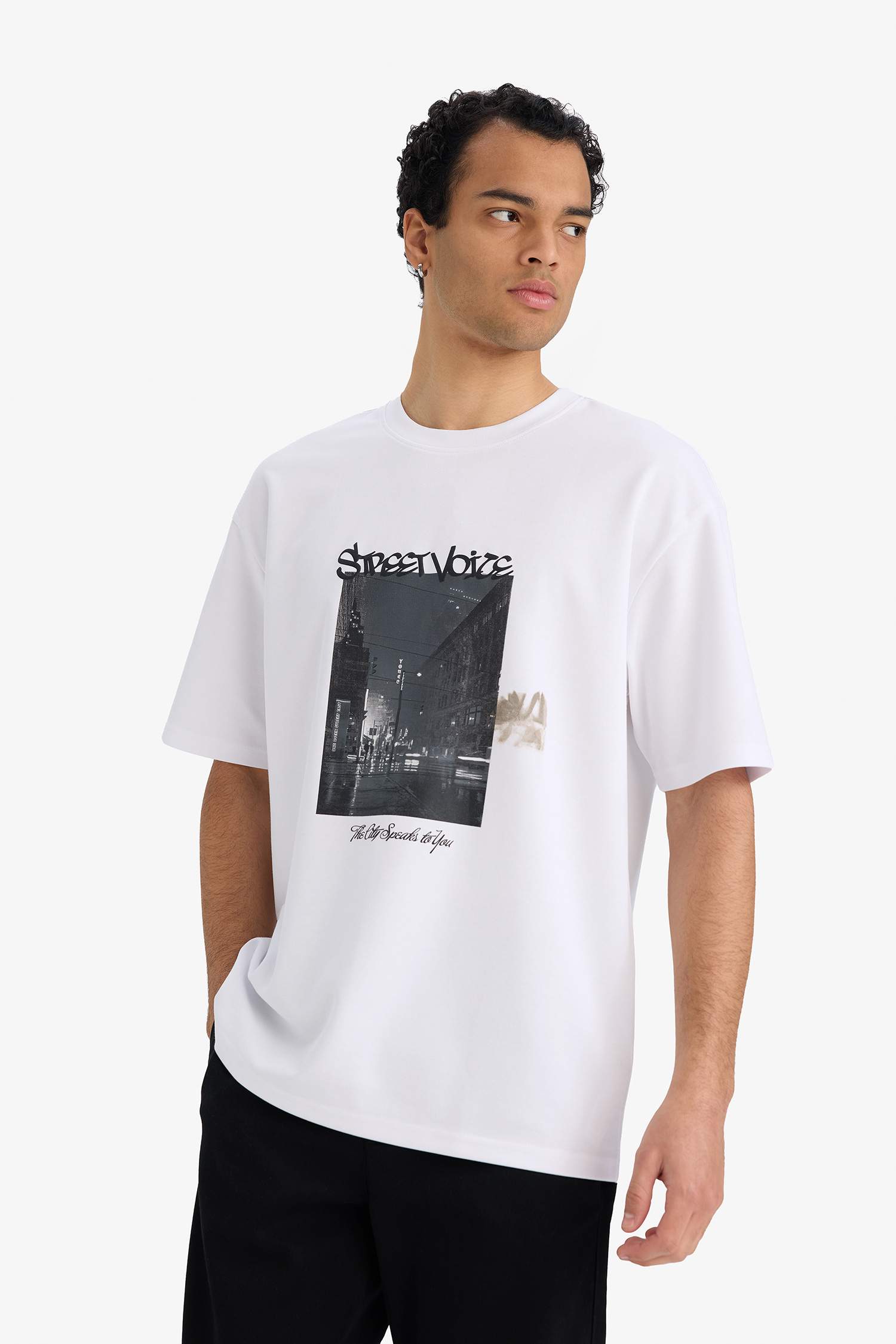 Boxy Fit ауа өткізетін футболка