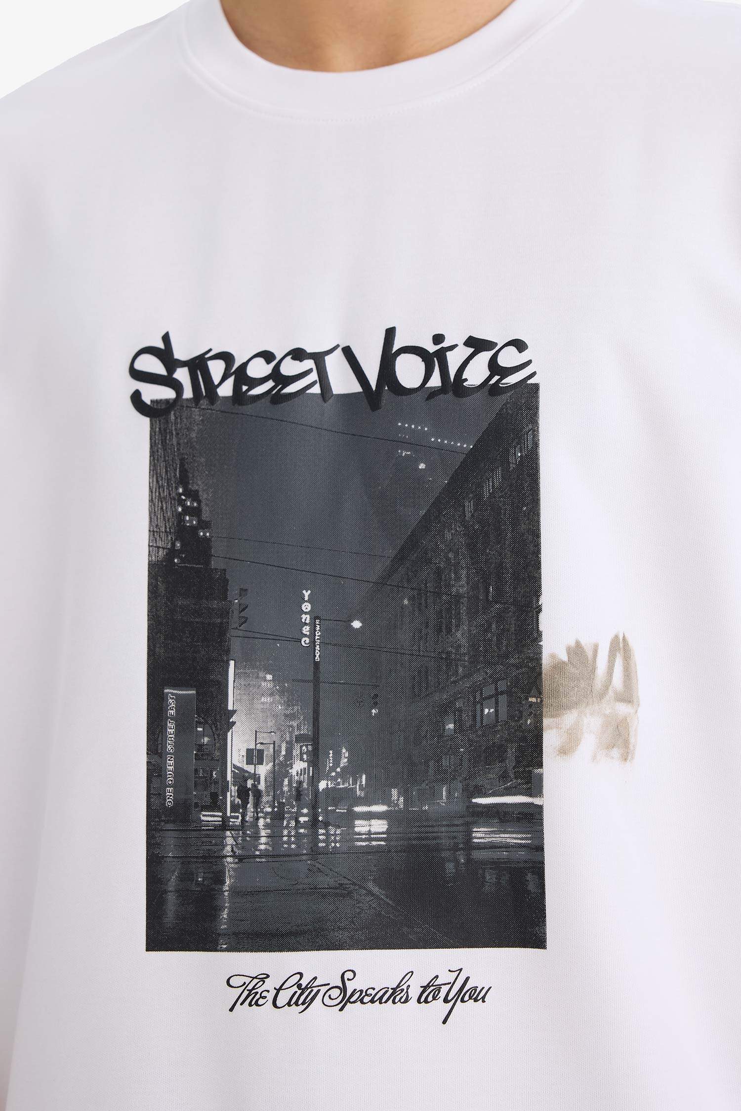 Boxy Fit ауа өткізетін футболка