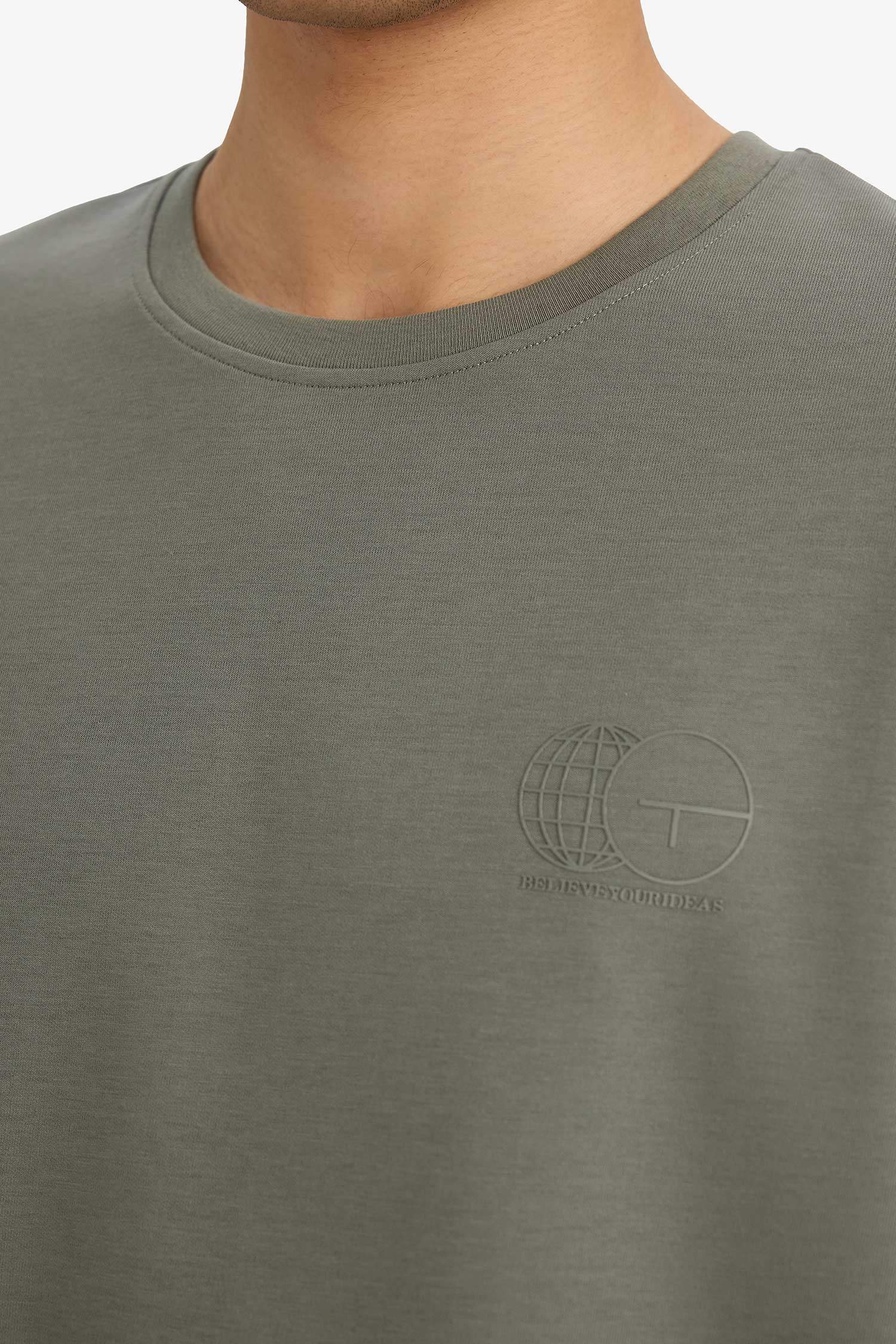 Дышащая футболка с принтом