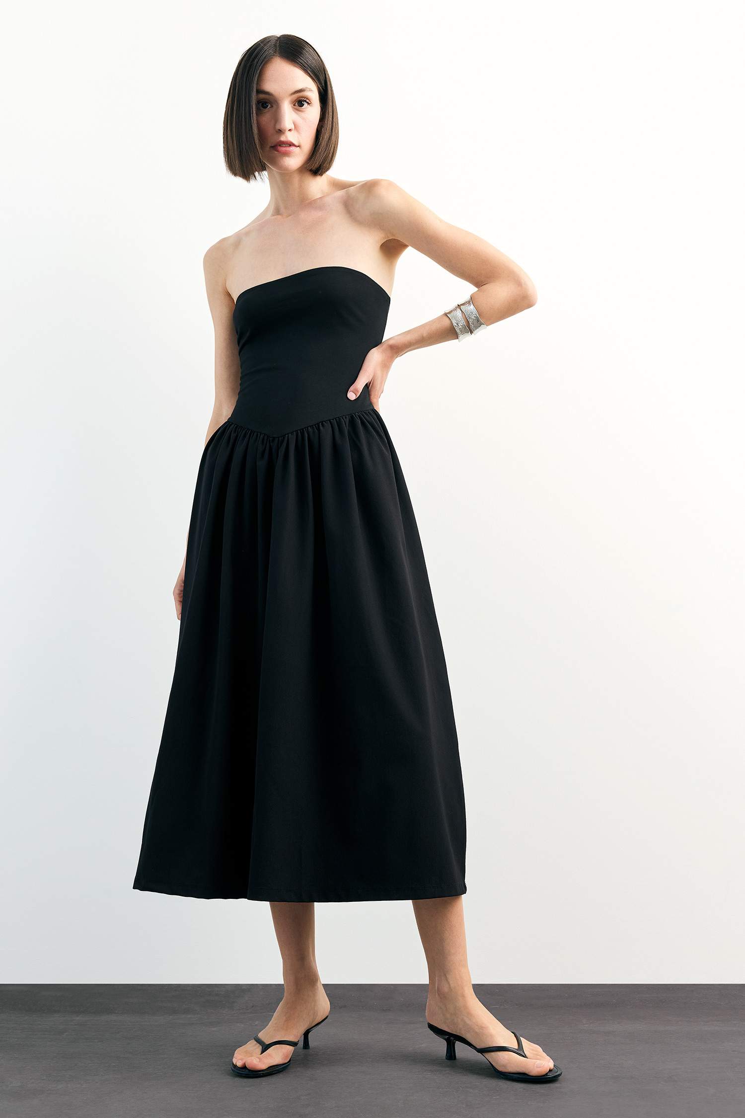 Woven Strapless Midi Dress