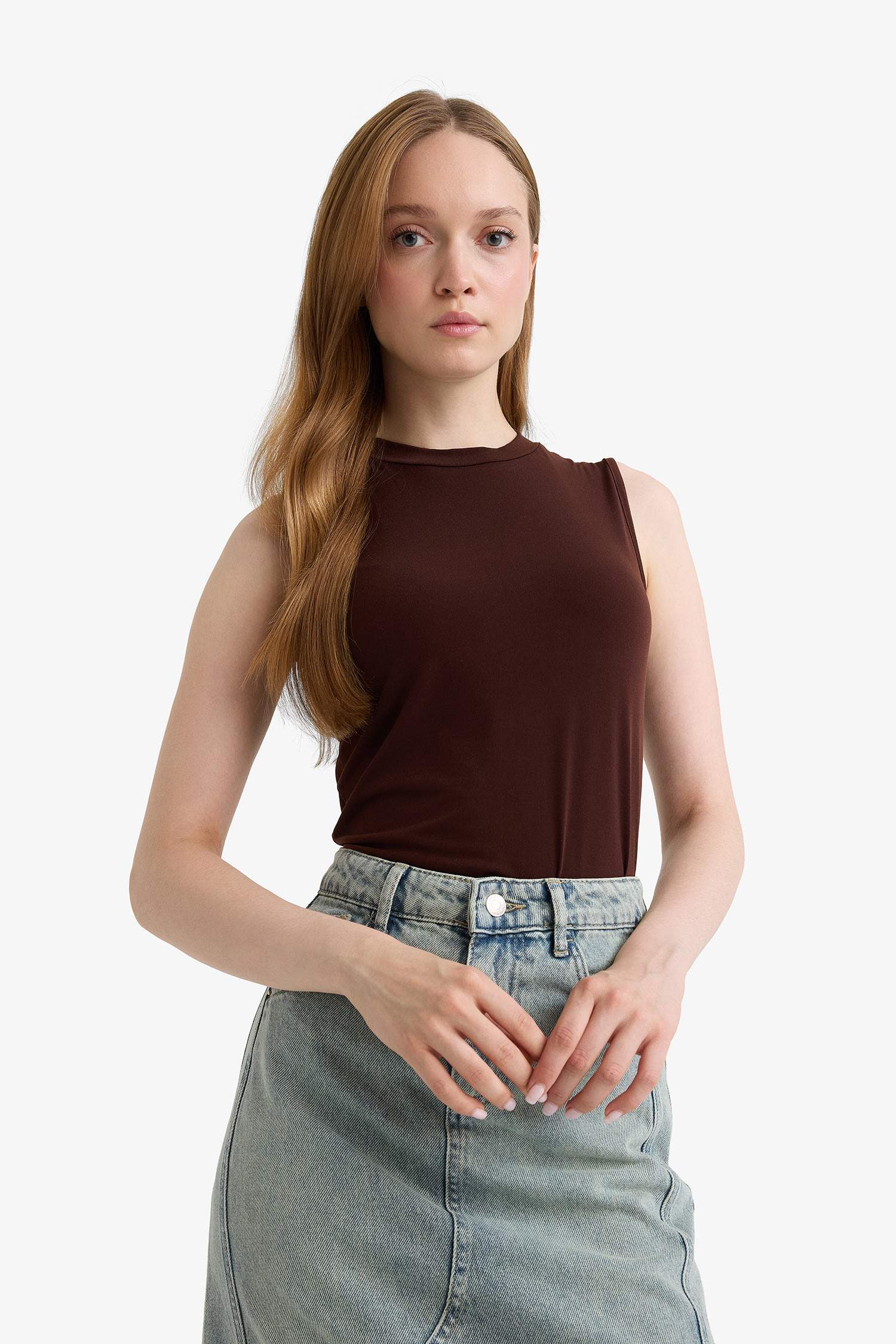 Regular Fit Yarım Bisiklet Yaka Basic Düz Kolsuz Tunik