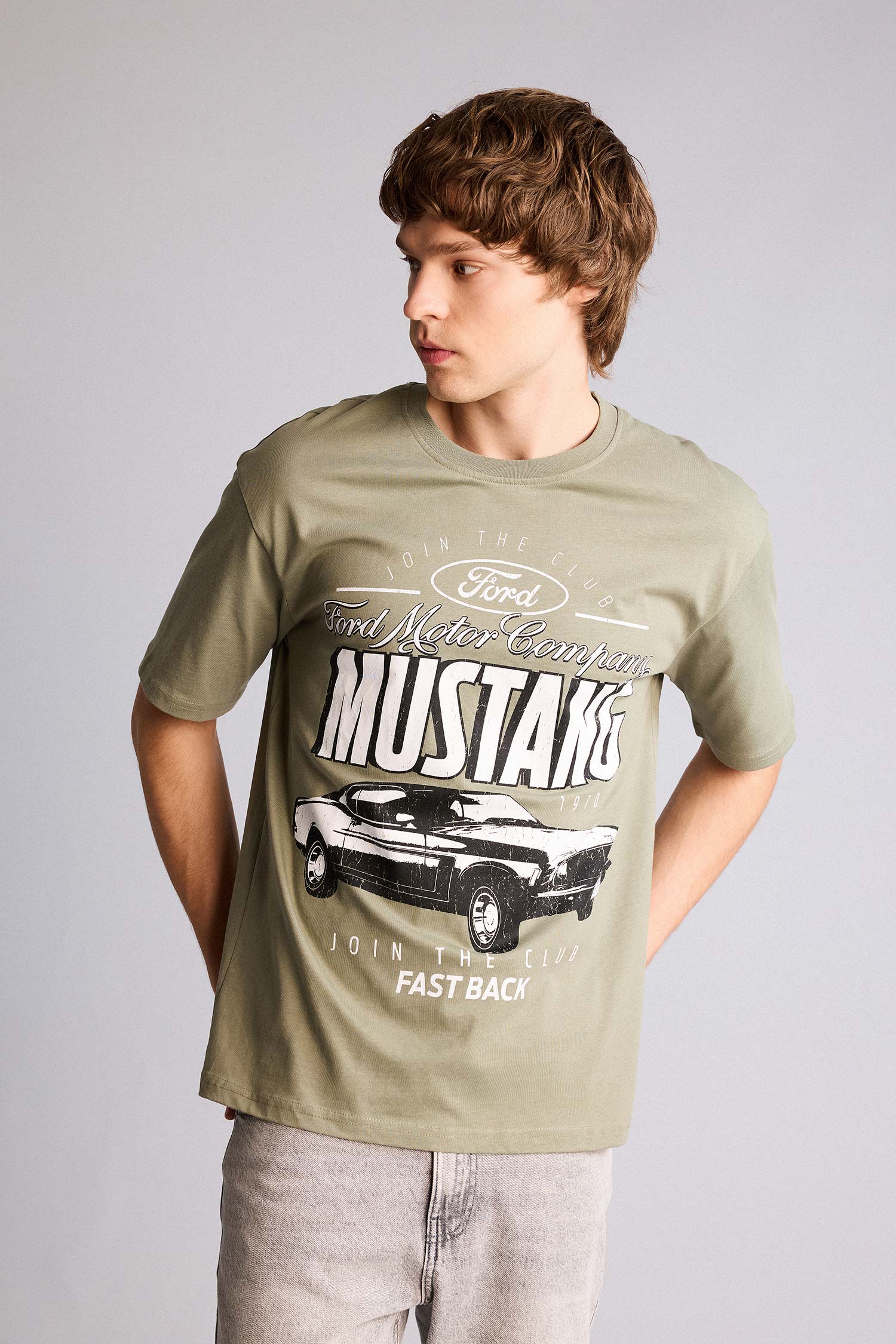 DeFacto %100 Pamuk Ford Motor Company Boxy Fıt Baskılı Tişört görsel 3