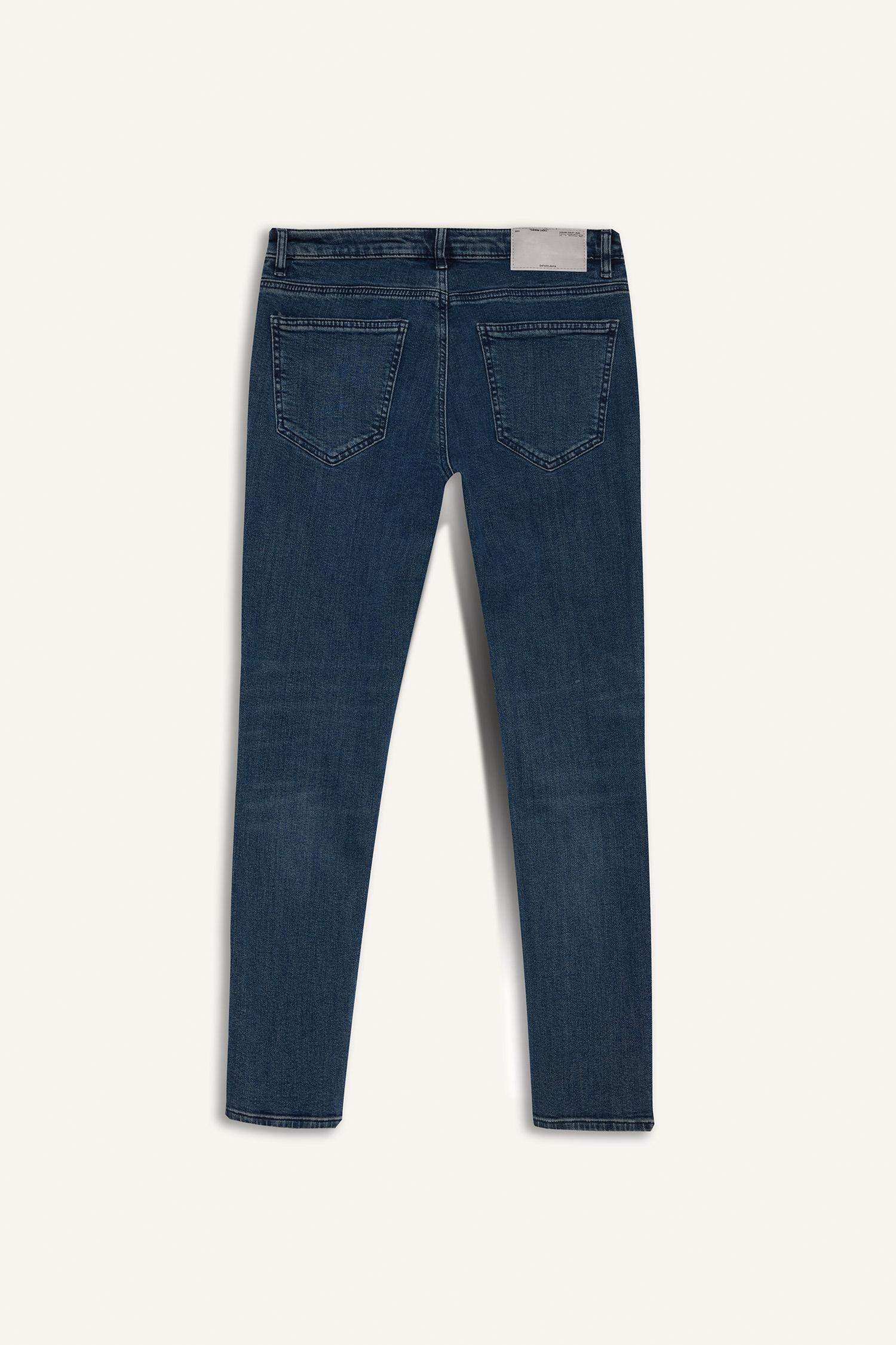 Pedro Slim Fit Jeans